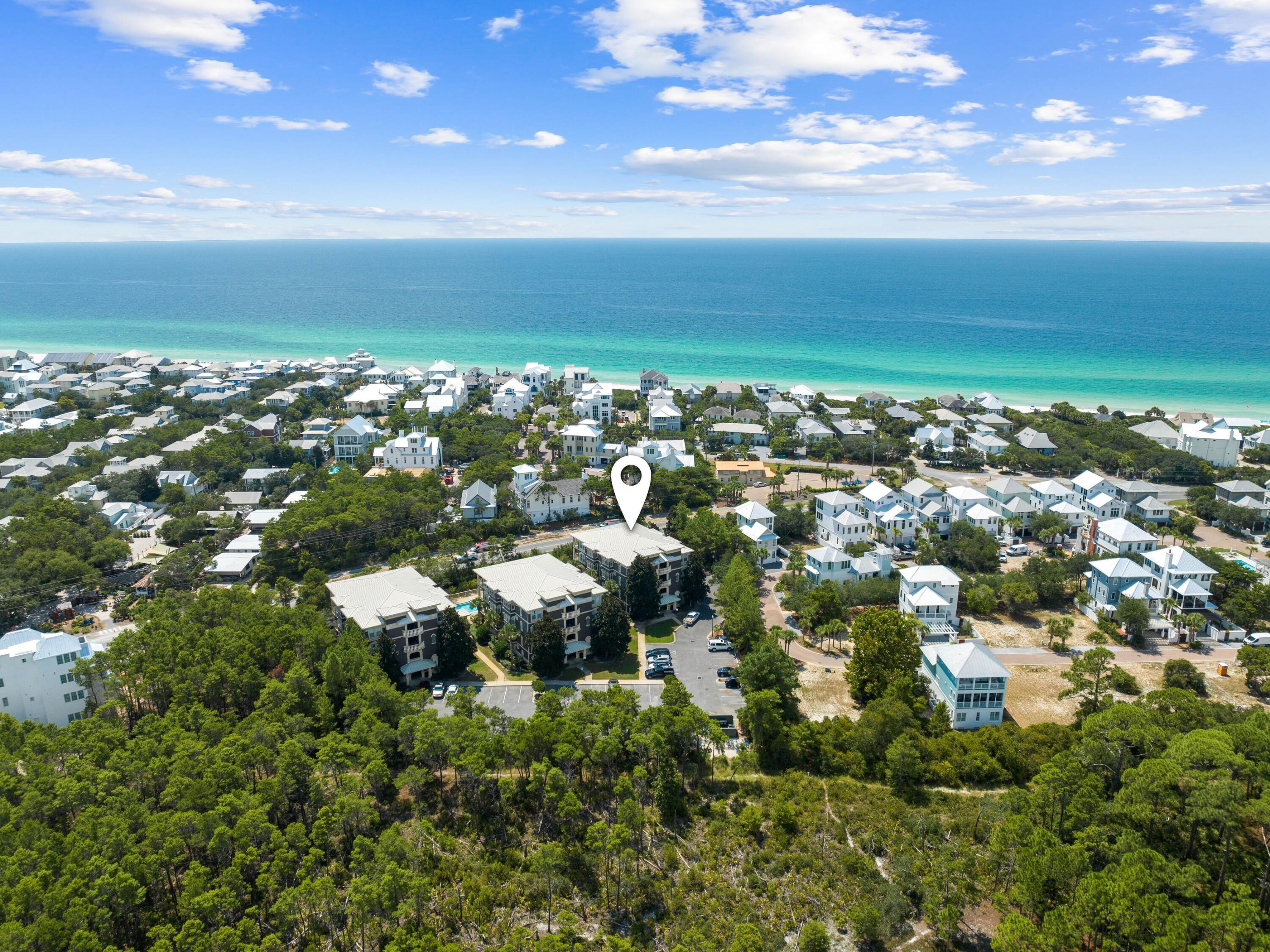 SEAVIEW VILLAS - Residential