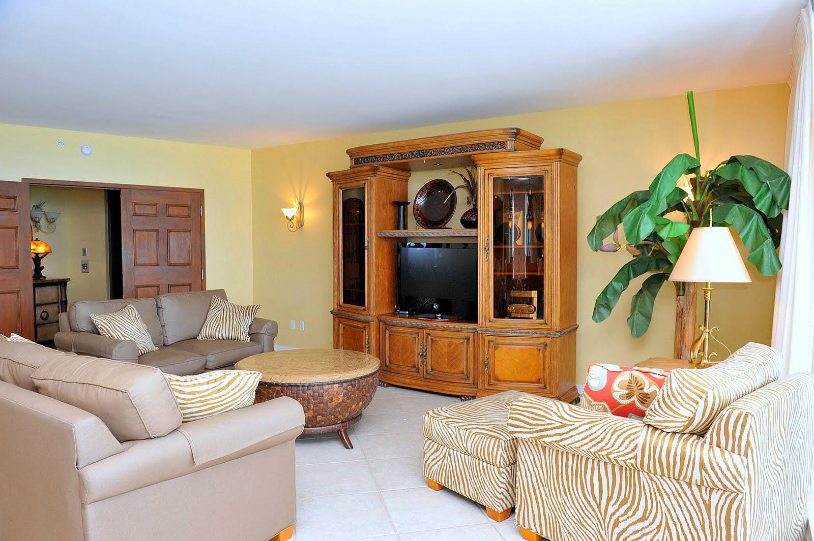 ST. MAARTEN AT SILVER SHELLS - Residential