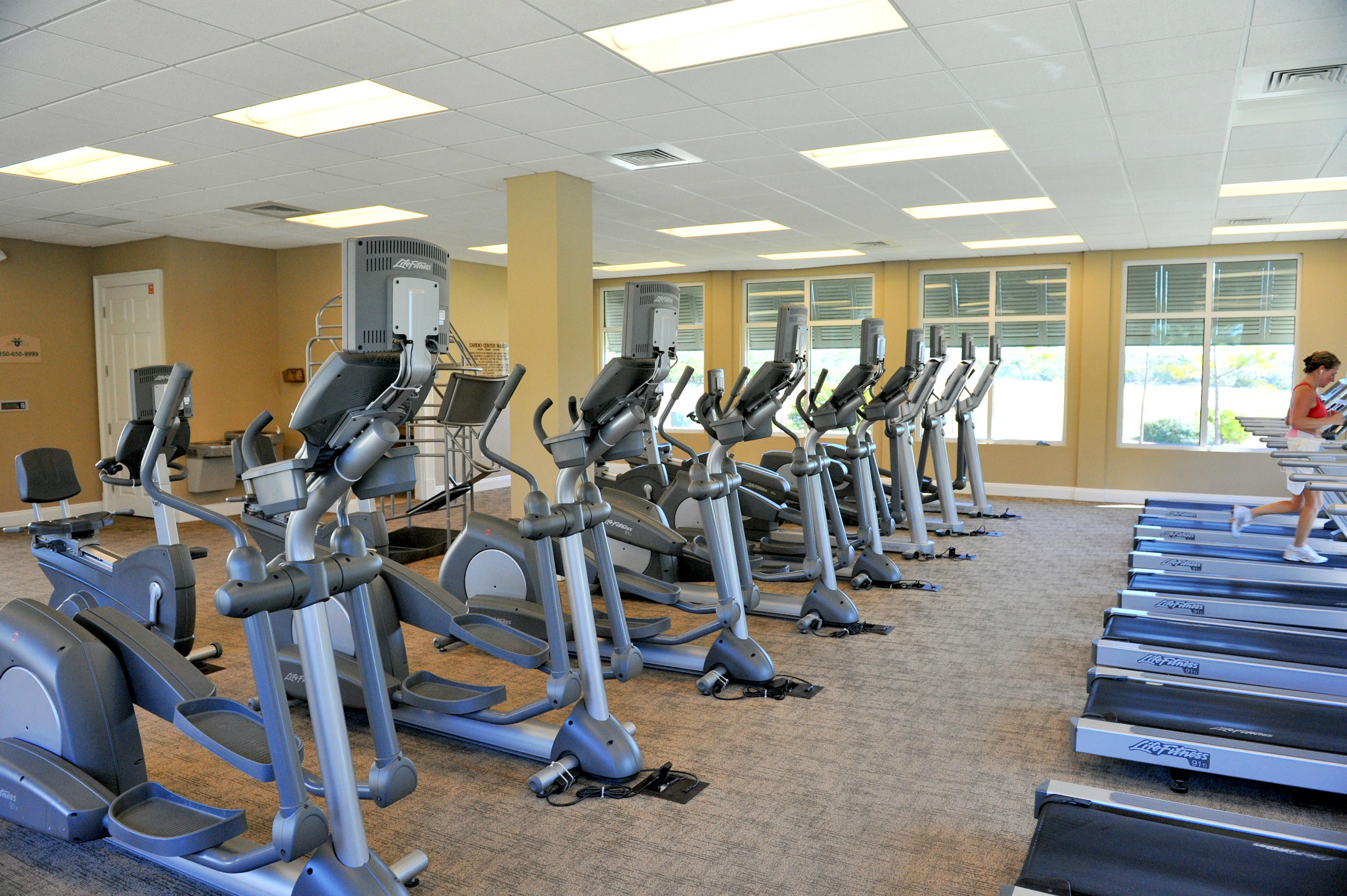 ST. MAARTEN AT SILVER SHELLS - Residential