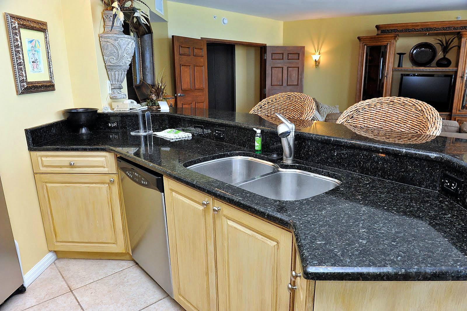 ST. MAARTEN AT SILVER SHELLS - Residential