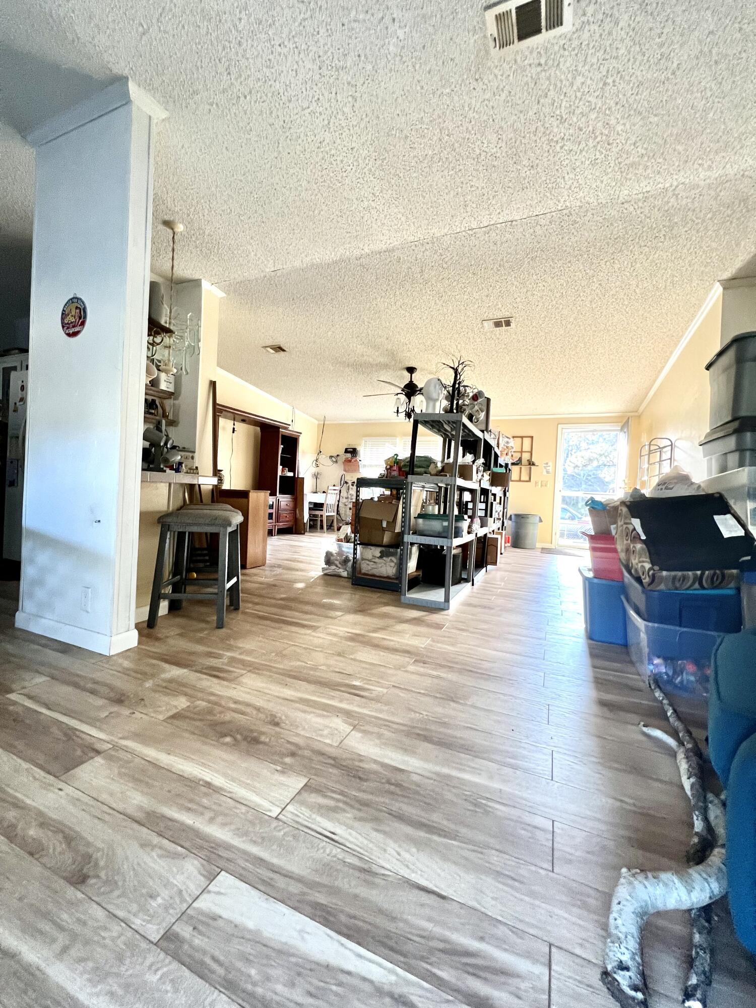 county, no named subdivision - Residential