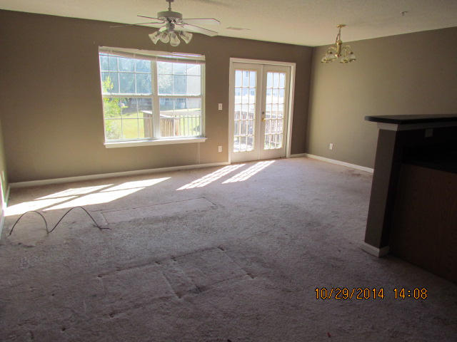 ROLLING PINES - Residential