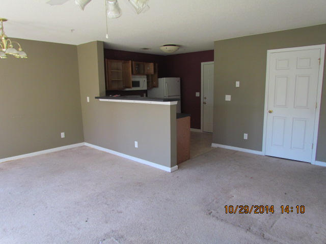 ROLLING PINES - Residential