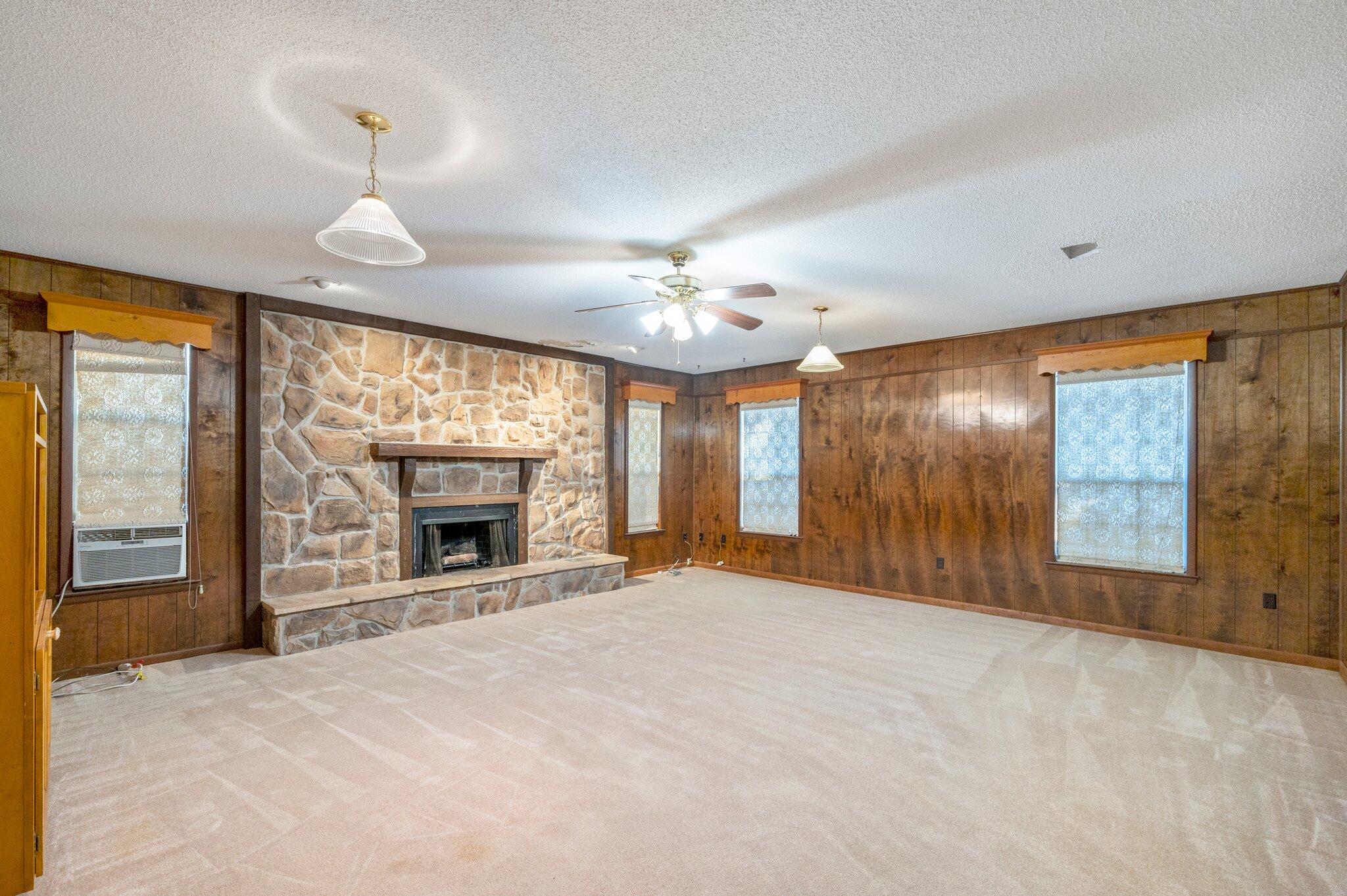 Metes & Bounds - Residential