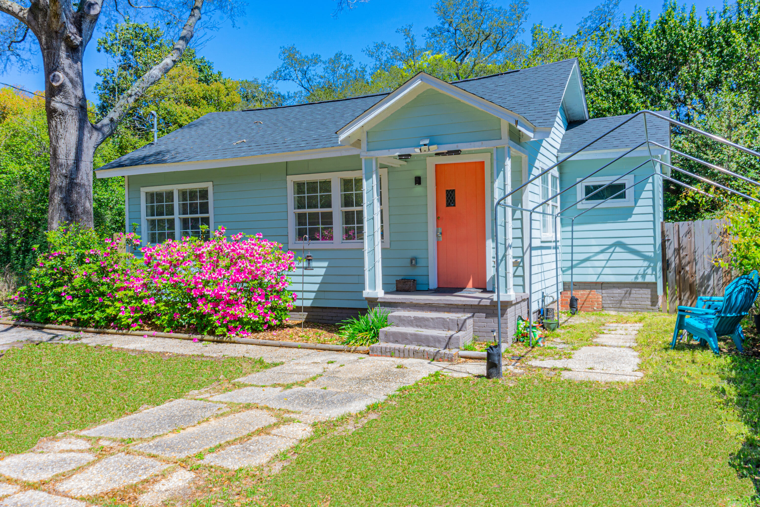 DURCHSLAGS - Residential