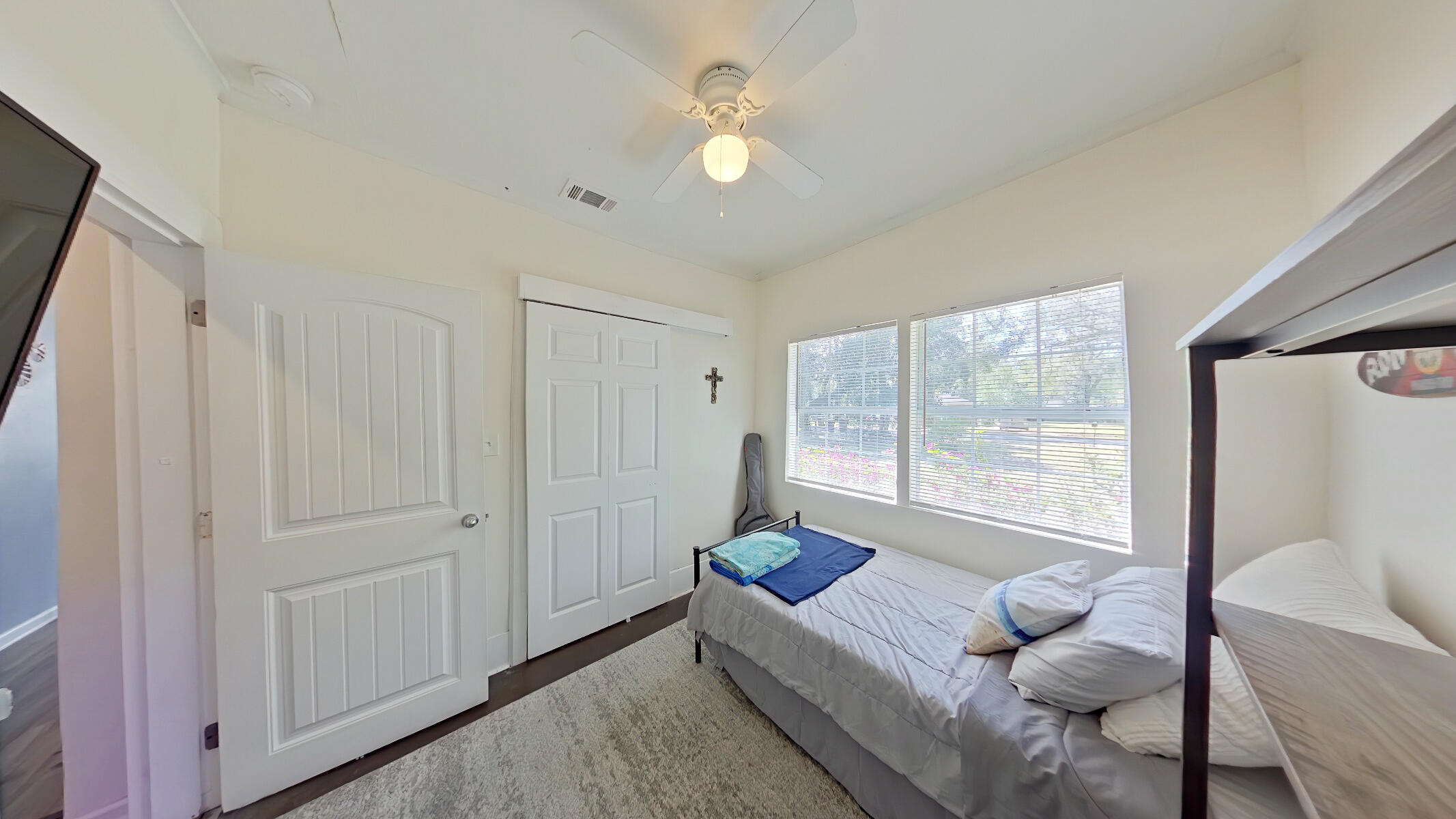 DURCHSLAGS - Residential