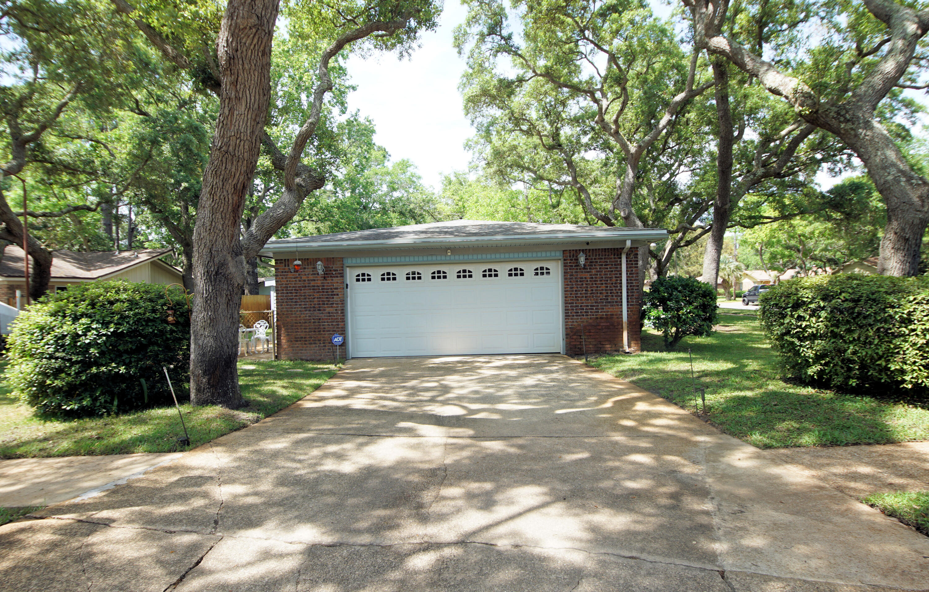 LAKEVIEW ESTATES - Residential