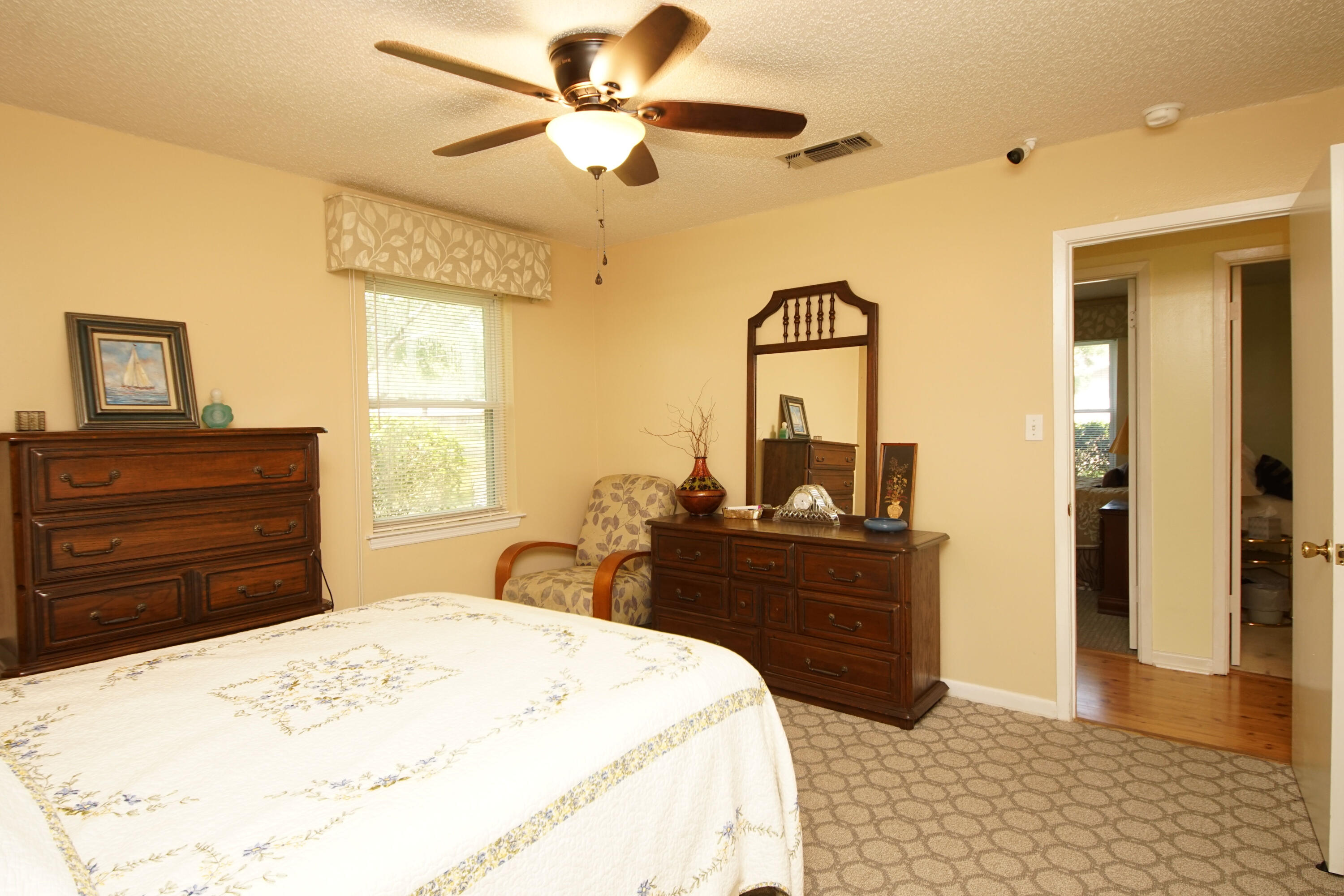 LAKEVIEW ESTATES - Residential