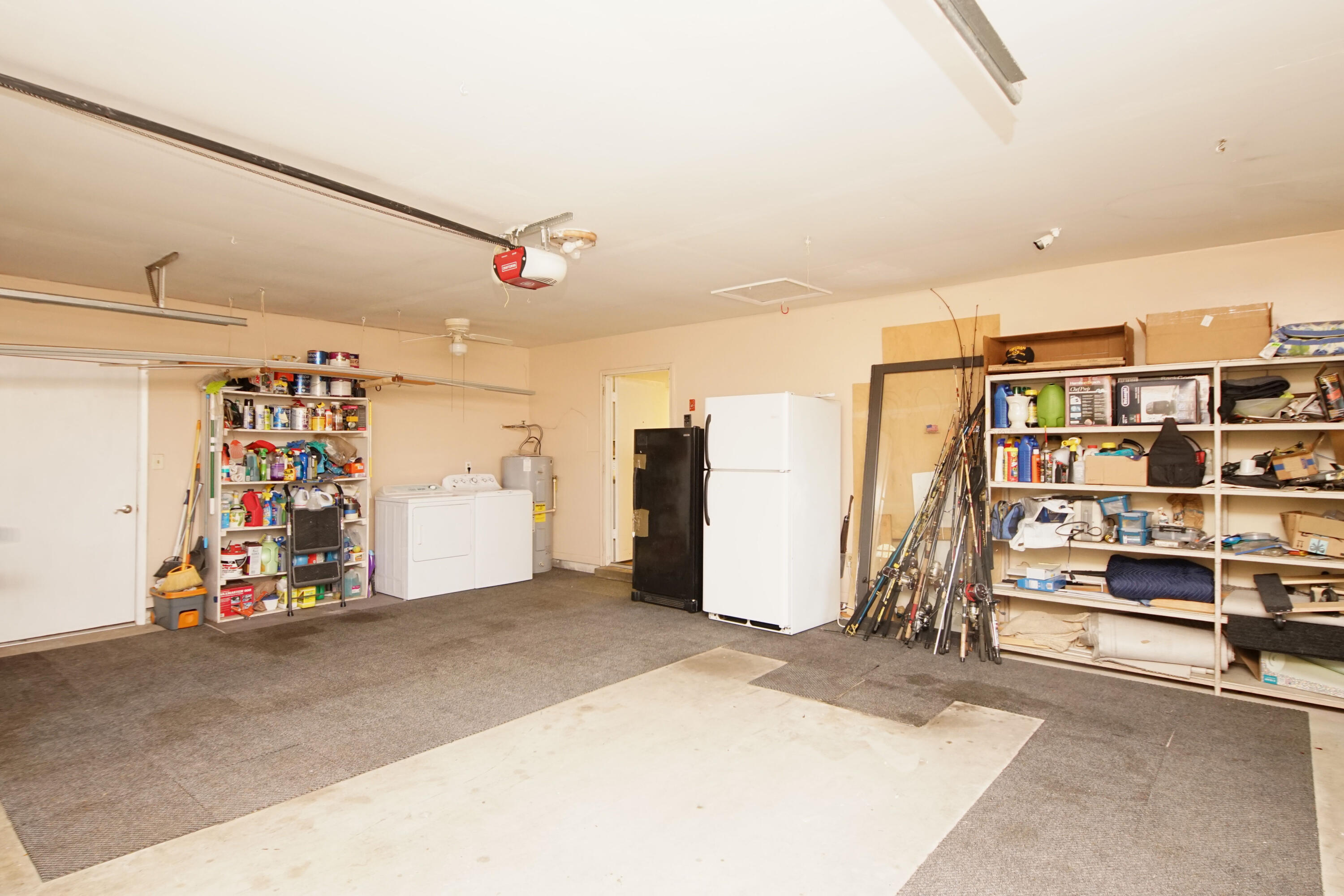 LAKEVIEW ESTATES - Residential