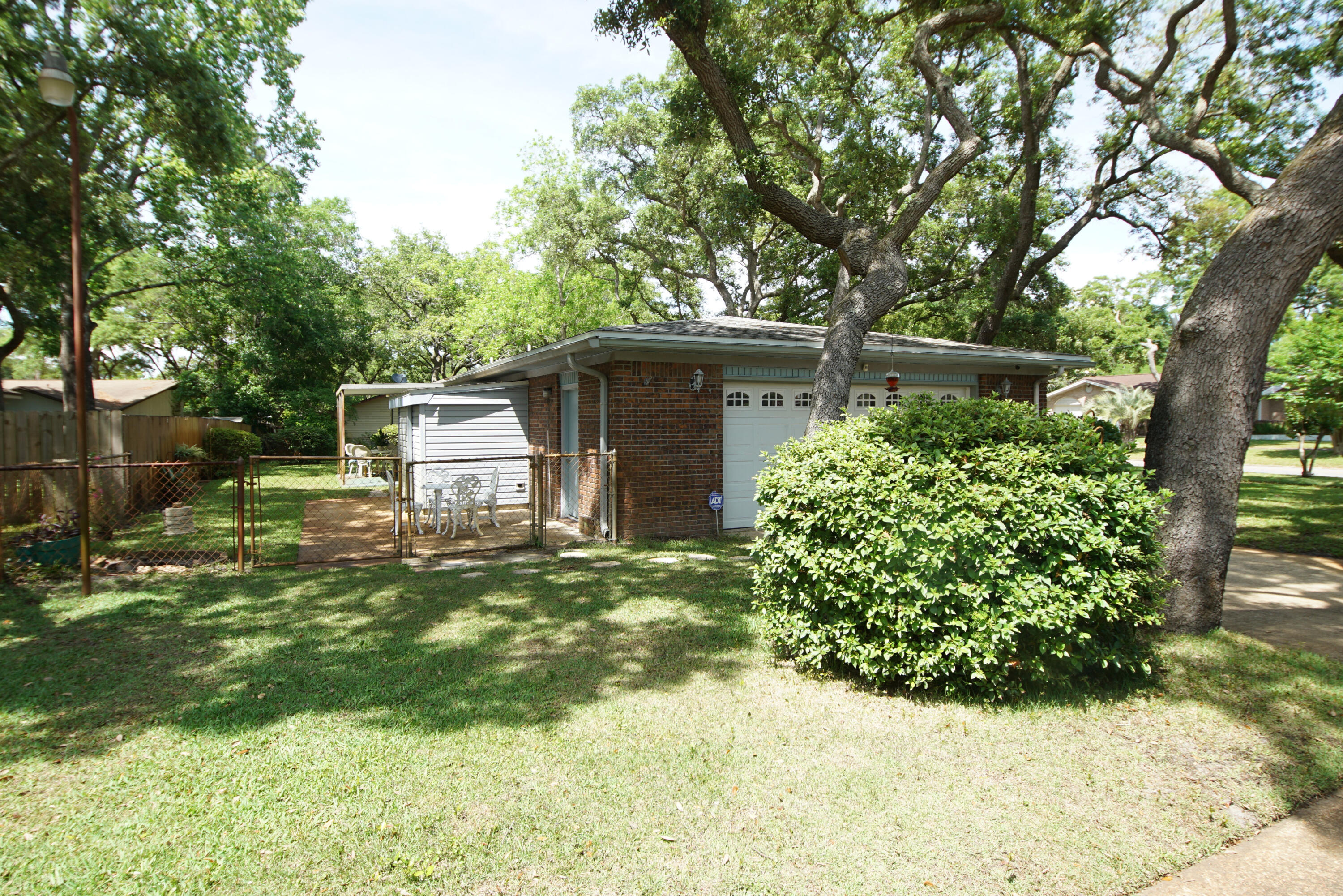 LAKEVIEW ESTATES - Residential