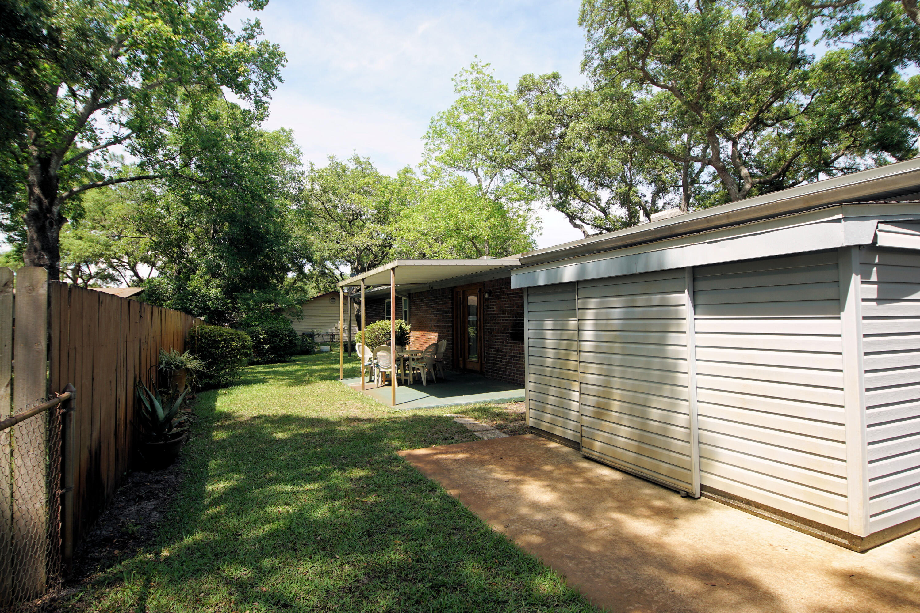 LAKEVIEW ESTATES - Residential