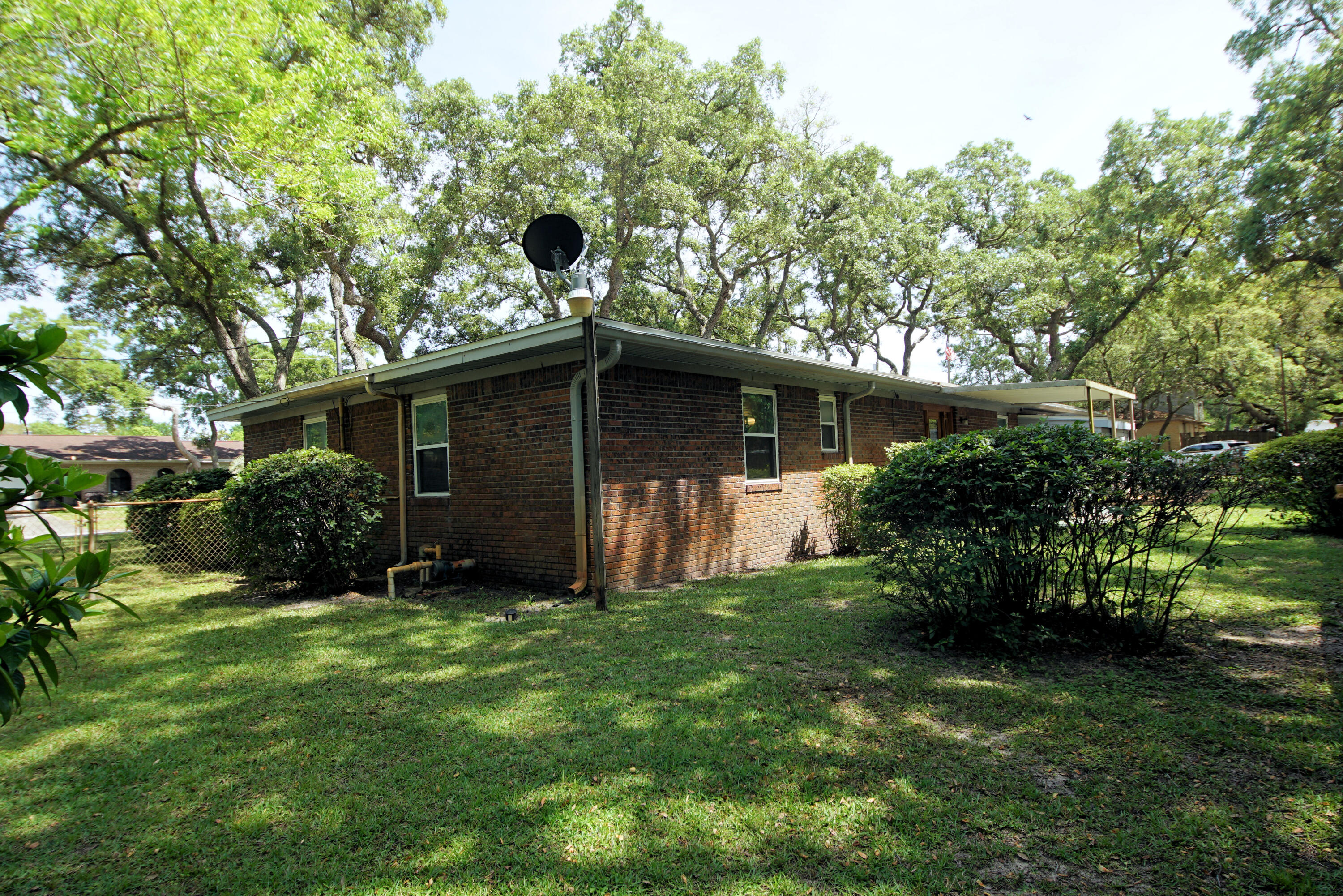 LAKEVIEW ESTATES - Residential