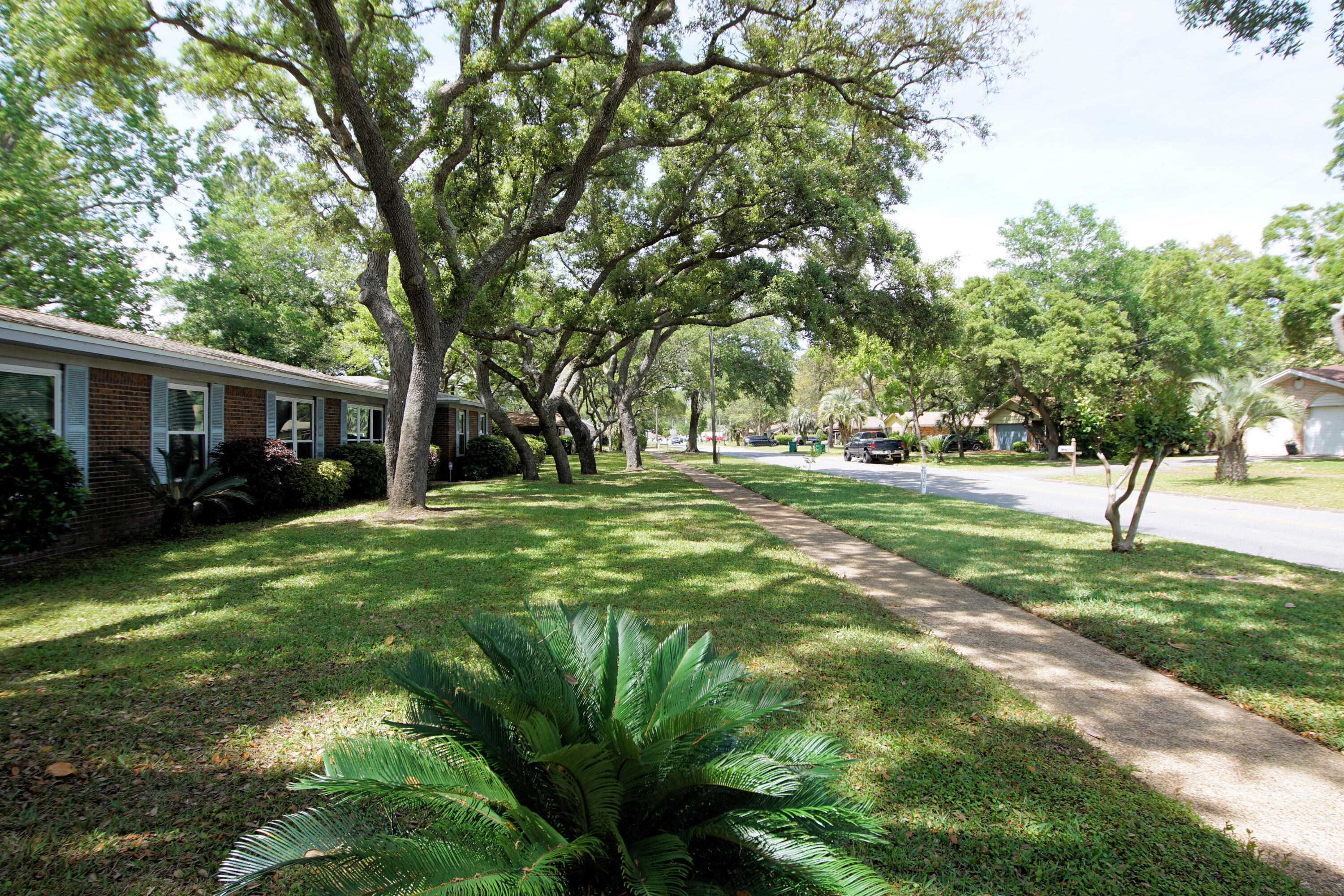 LAKEVIEW ESTATES - Residential