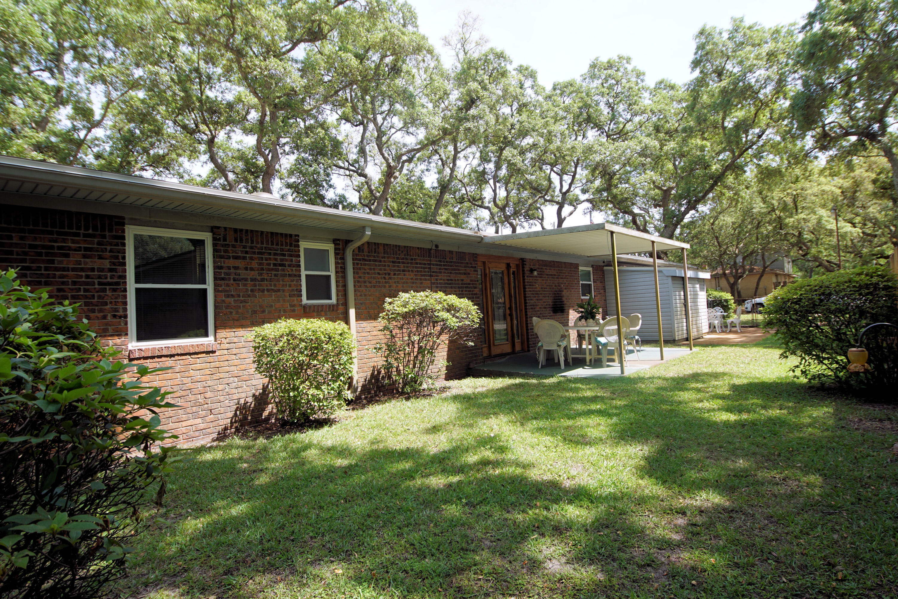 LAKEVIEW ESTATES - Residential