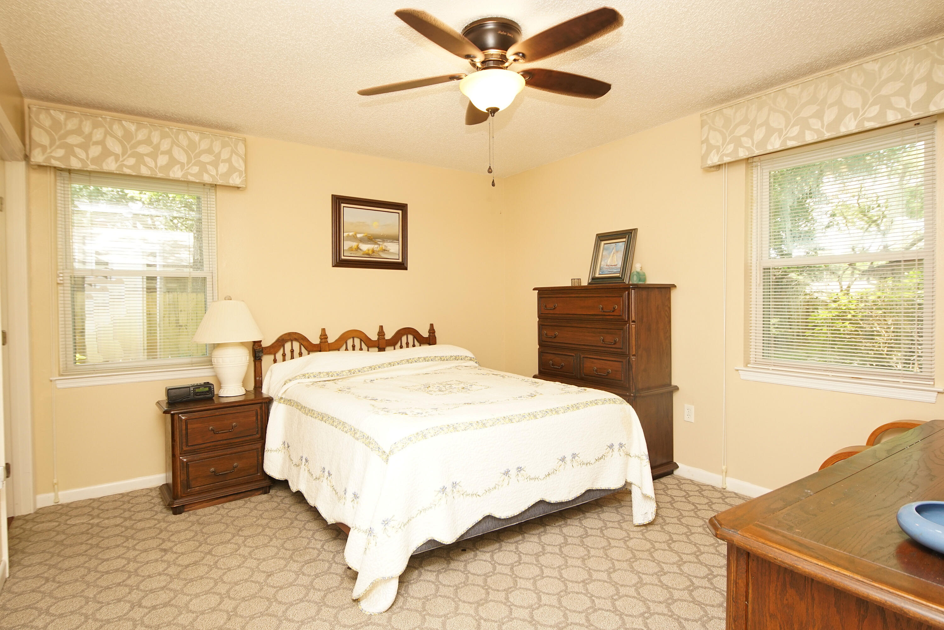 LAKEVIEW ESTATES - Residential