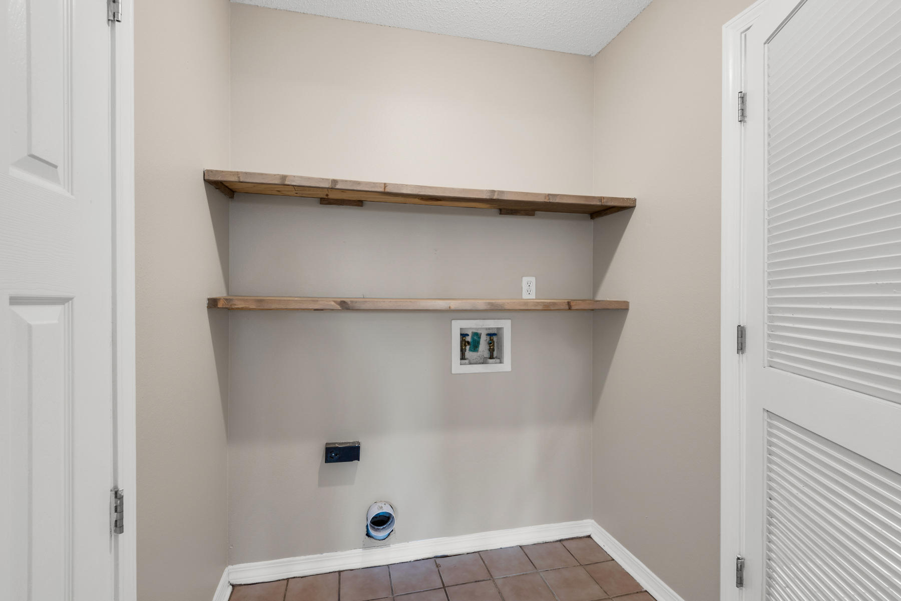 IVALEA GARDENS - Residential