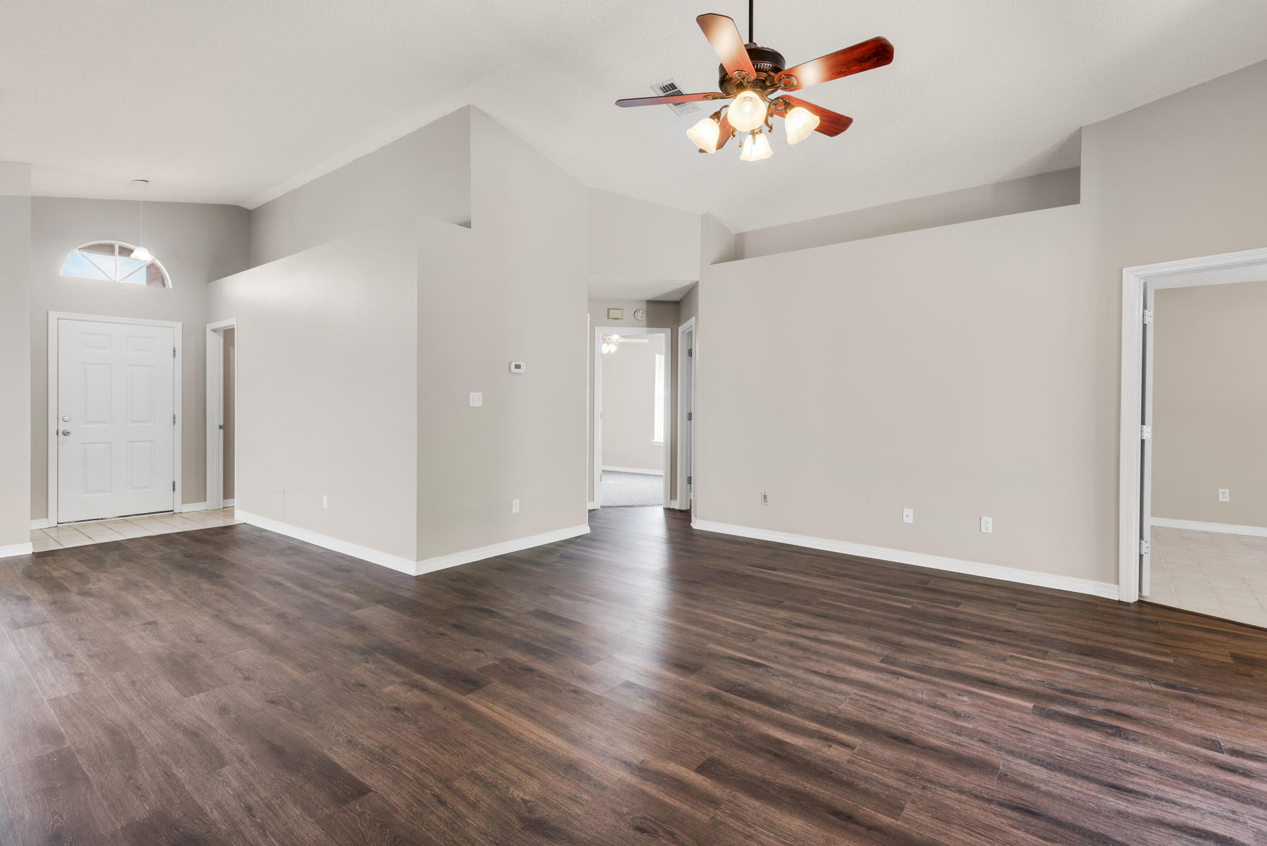 IVALEA GARDENS - Residential