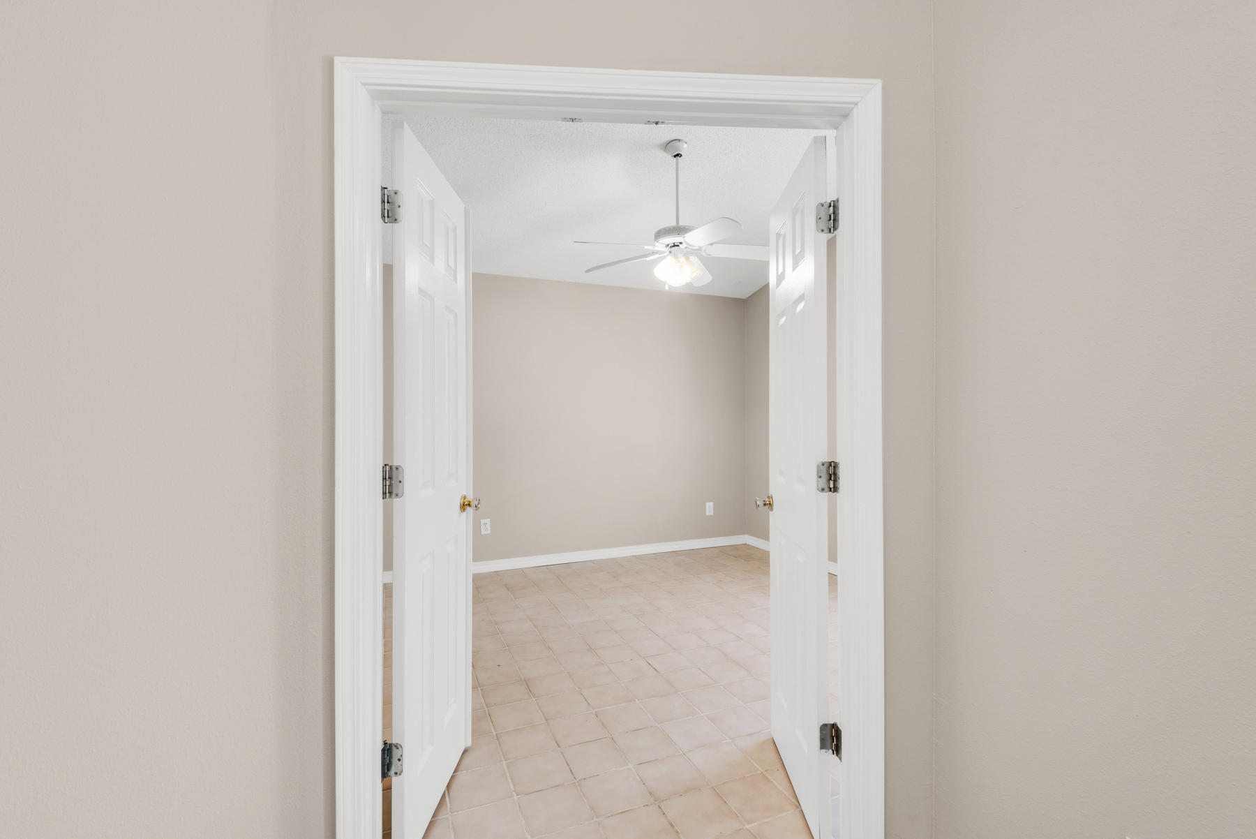 IVALEA GARDENS - Residential