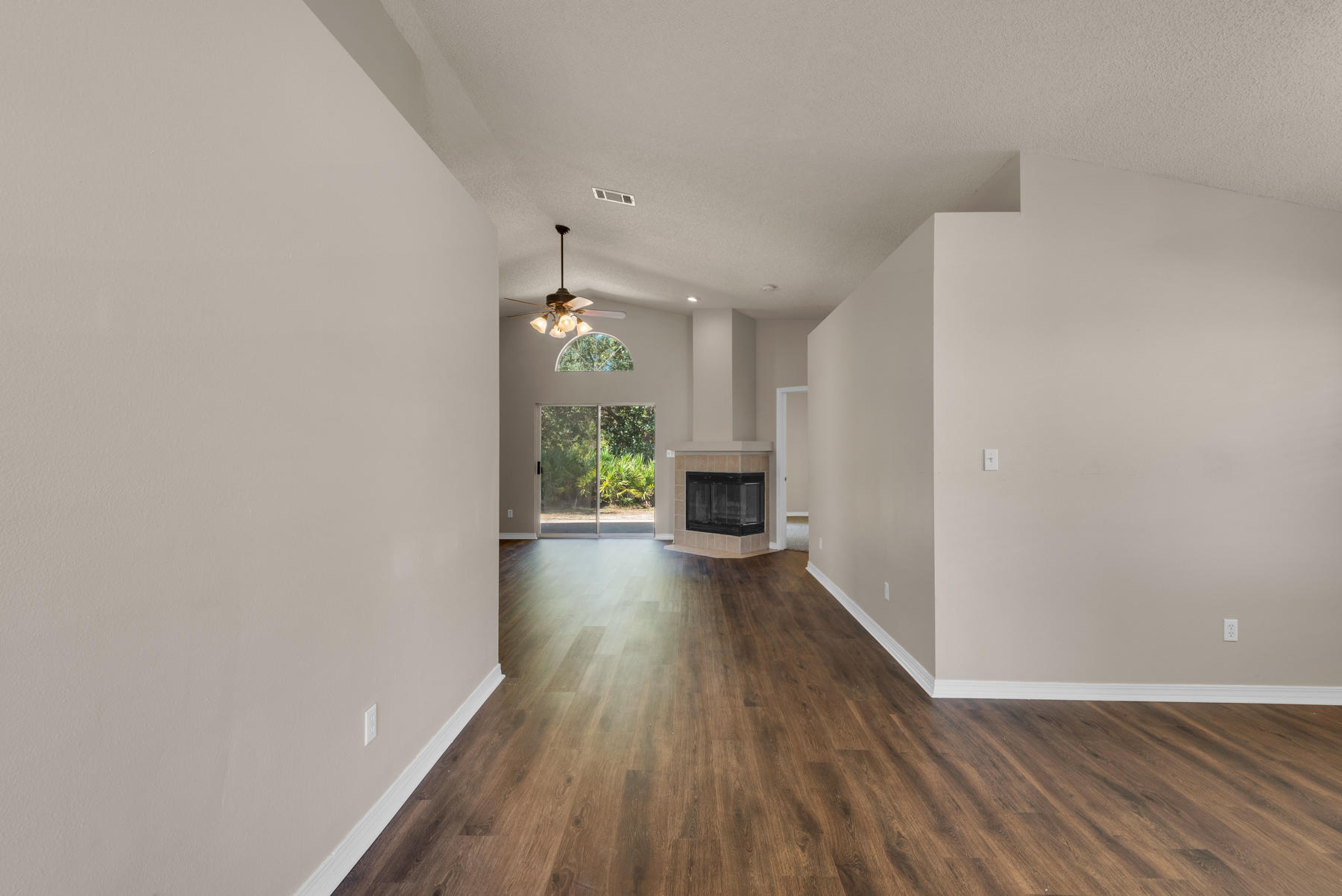 IVALEA GARDENS - Residential