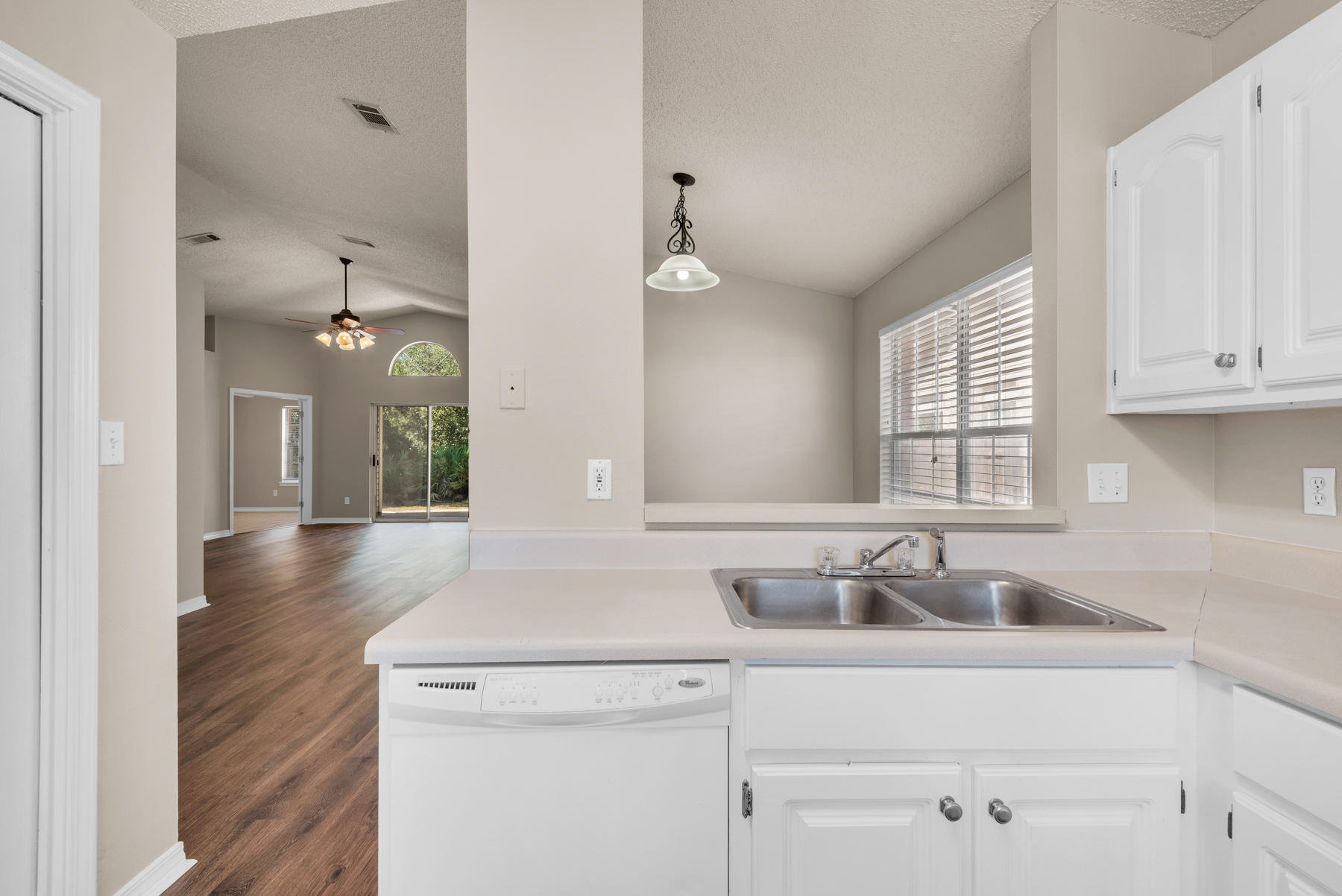 IVALEA GARDENS - Residential