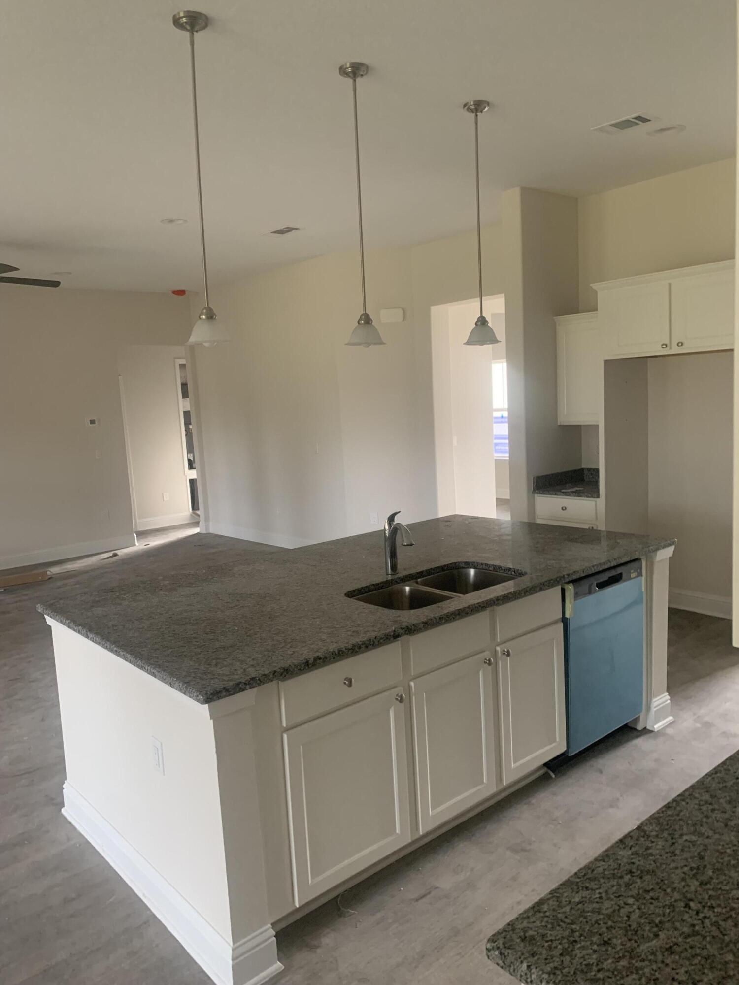 NAVARRE 2ND ADDITION - Residential