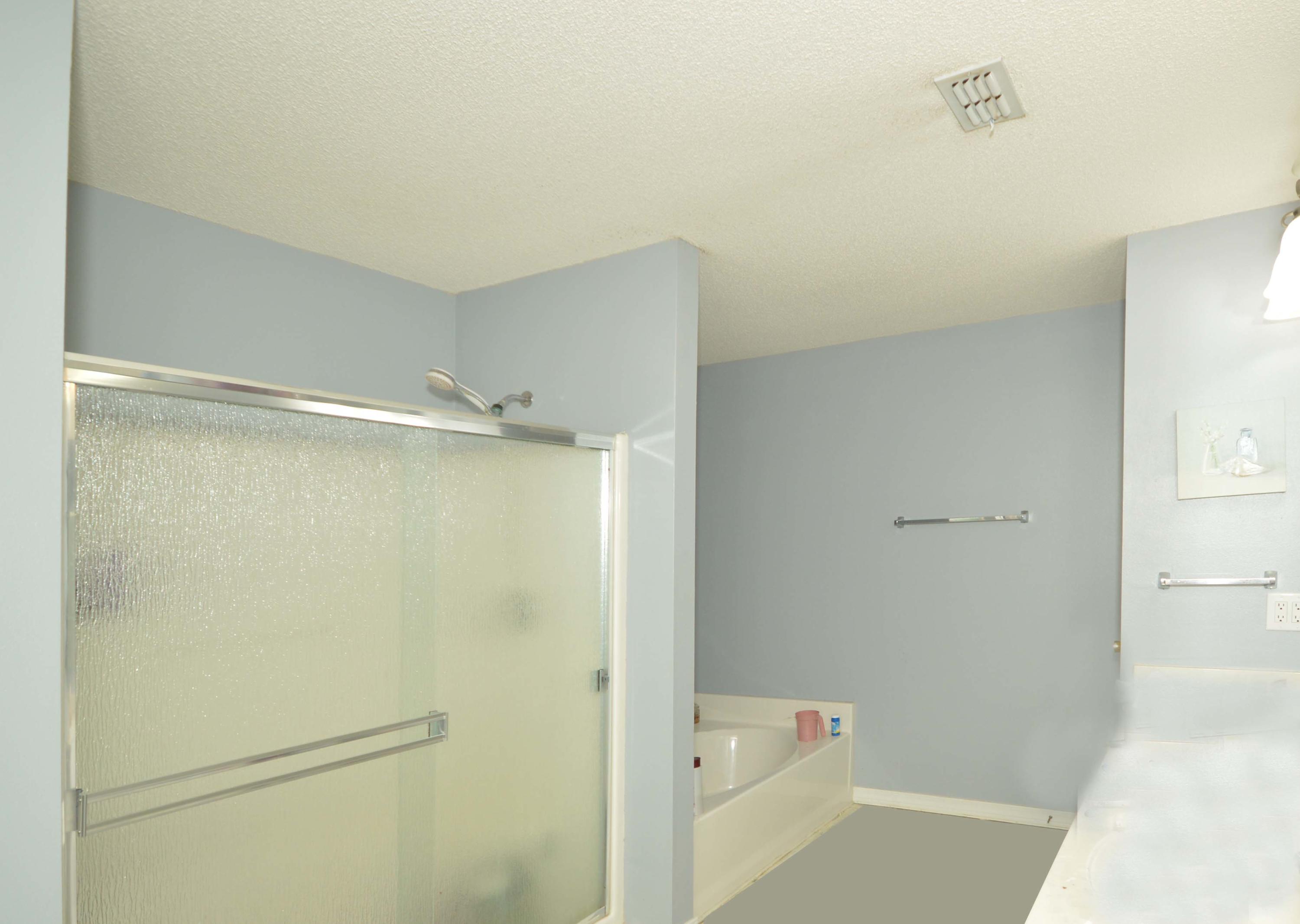 HIDDEN SHORES - Residential