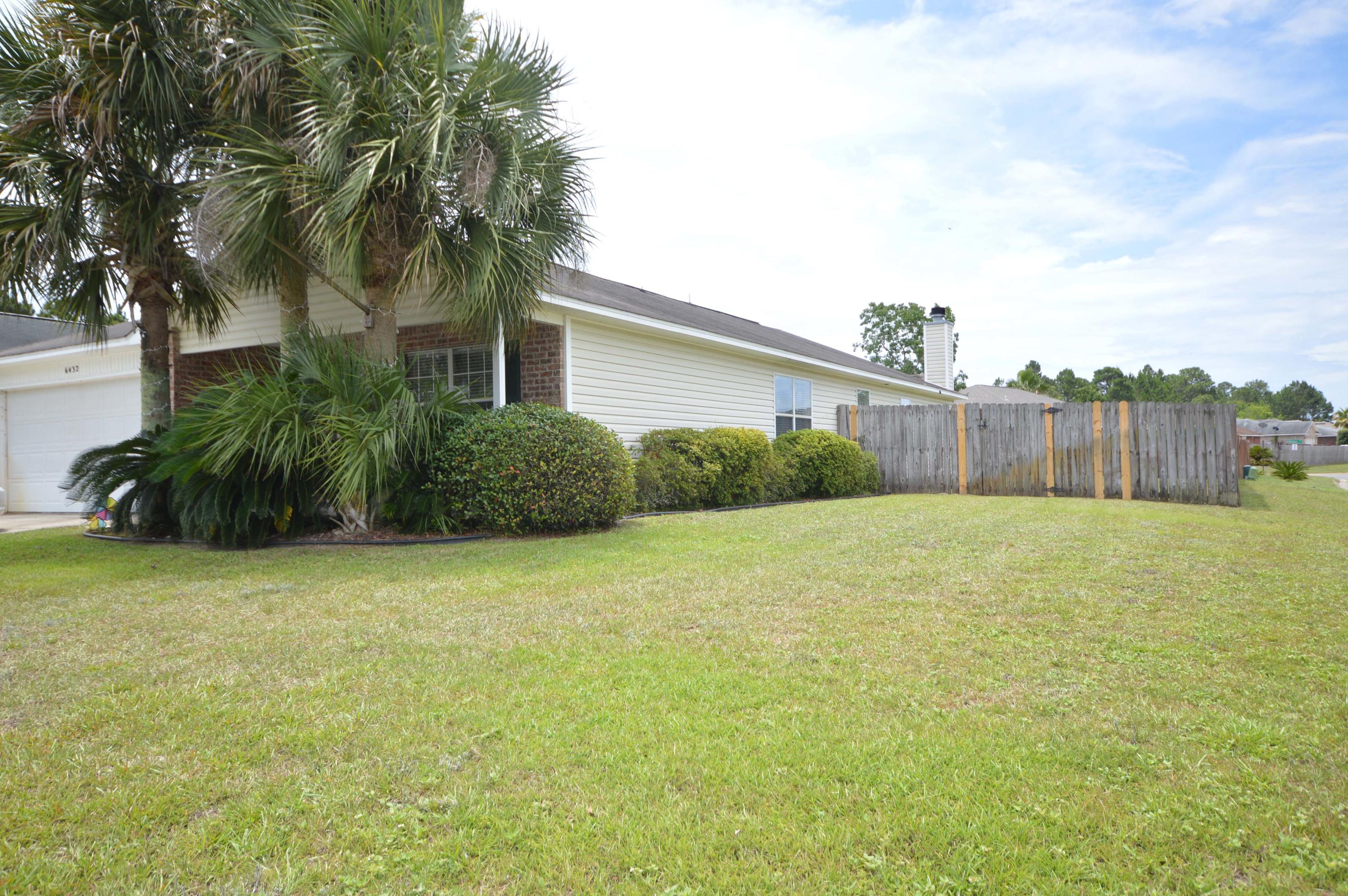 HIDDEN SHORES - Residential