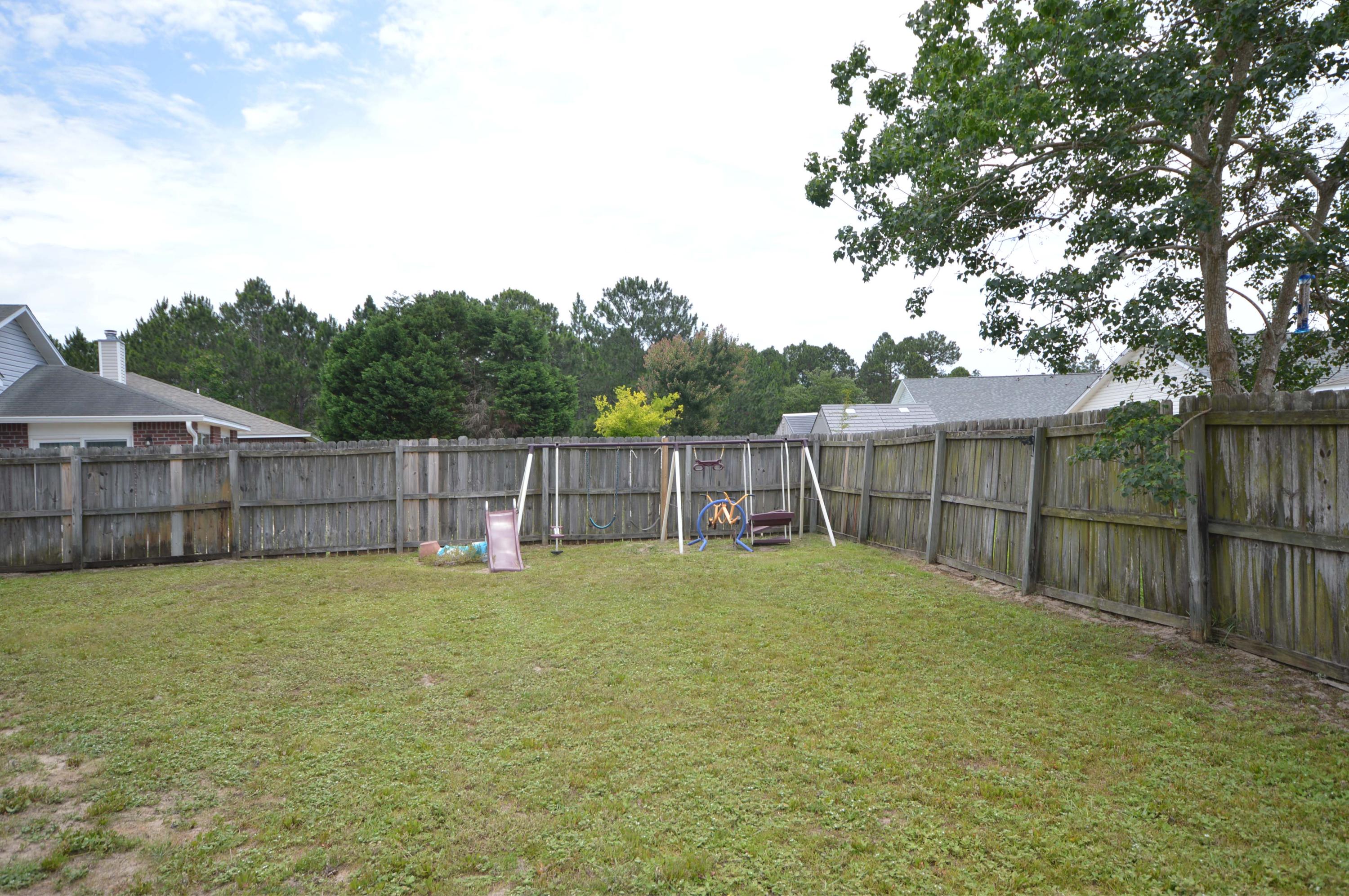 HIDDEN SHORES - Residential