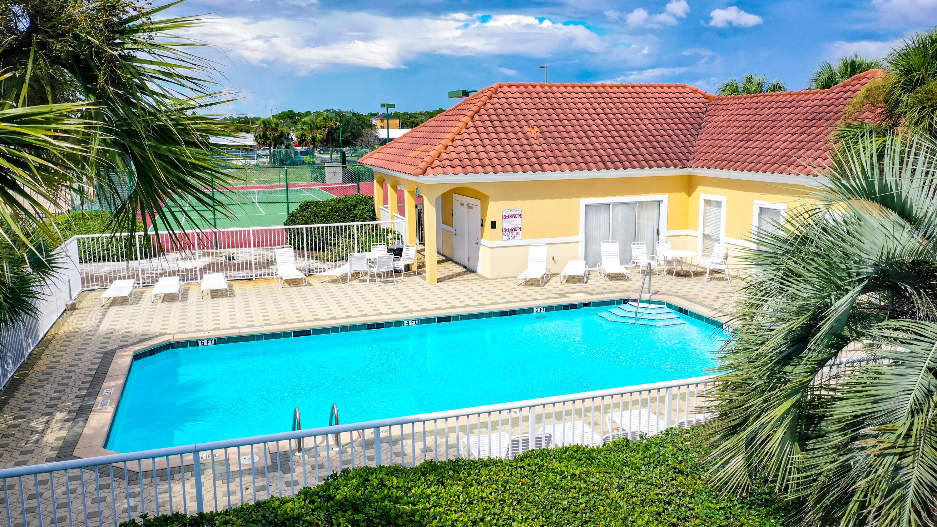 CIBONEY CONDO - Residential