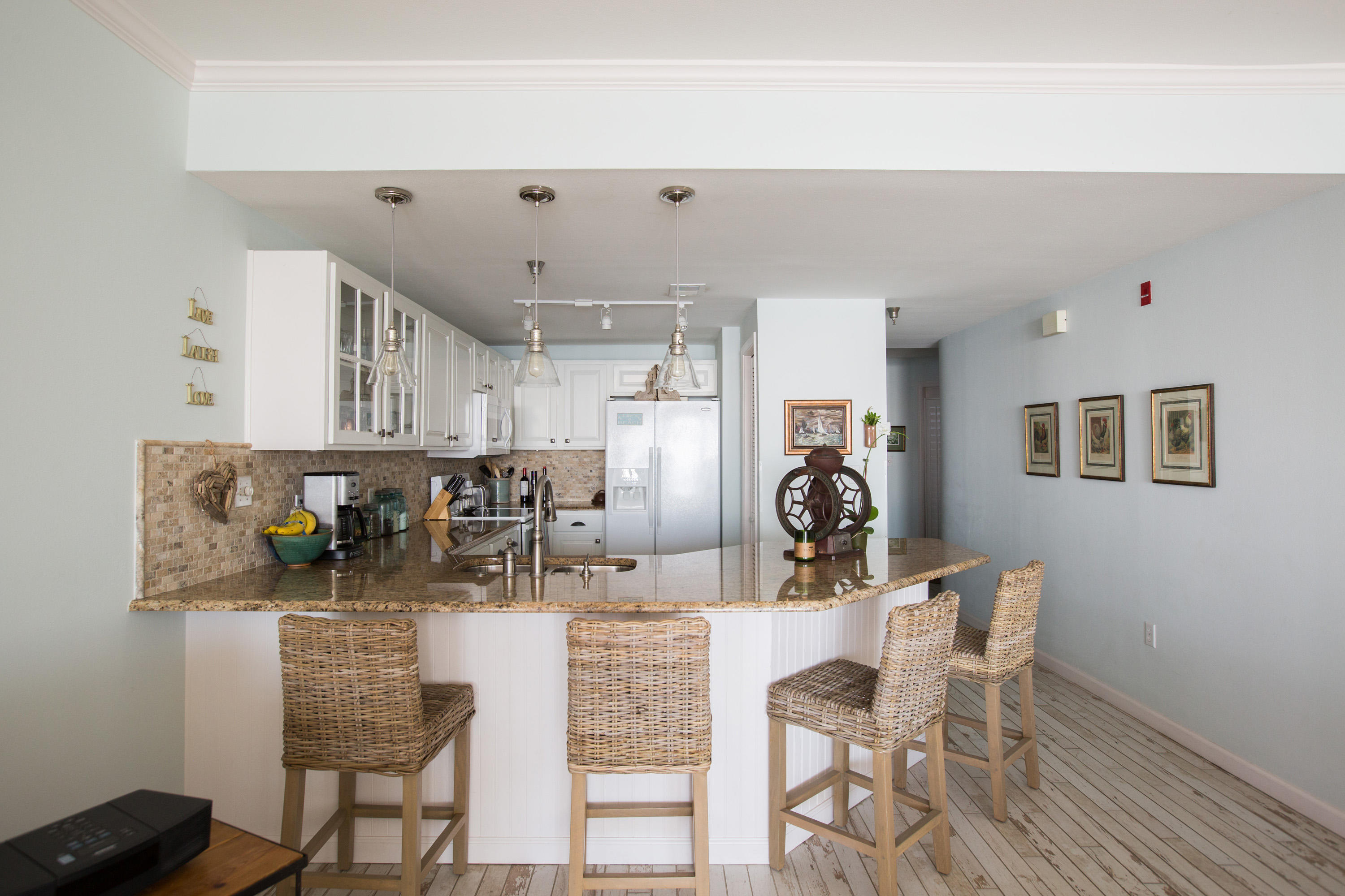 TRANQUILLITY ON THE BEACH - Residential