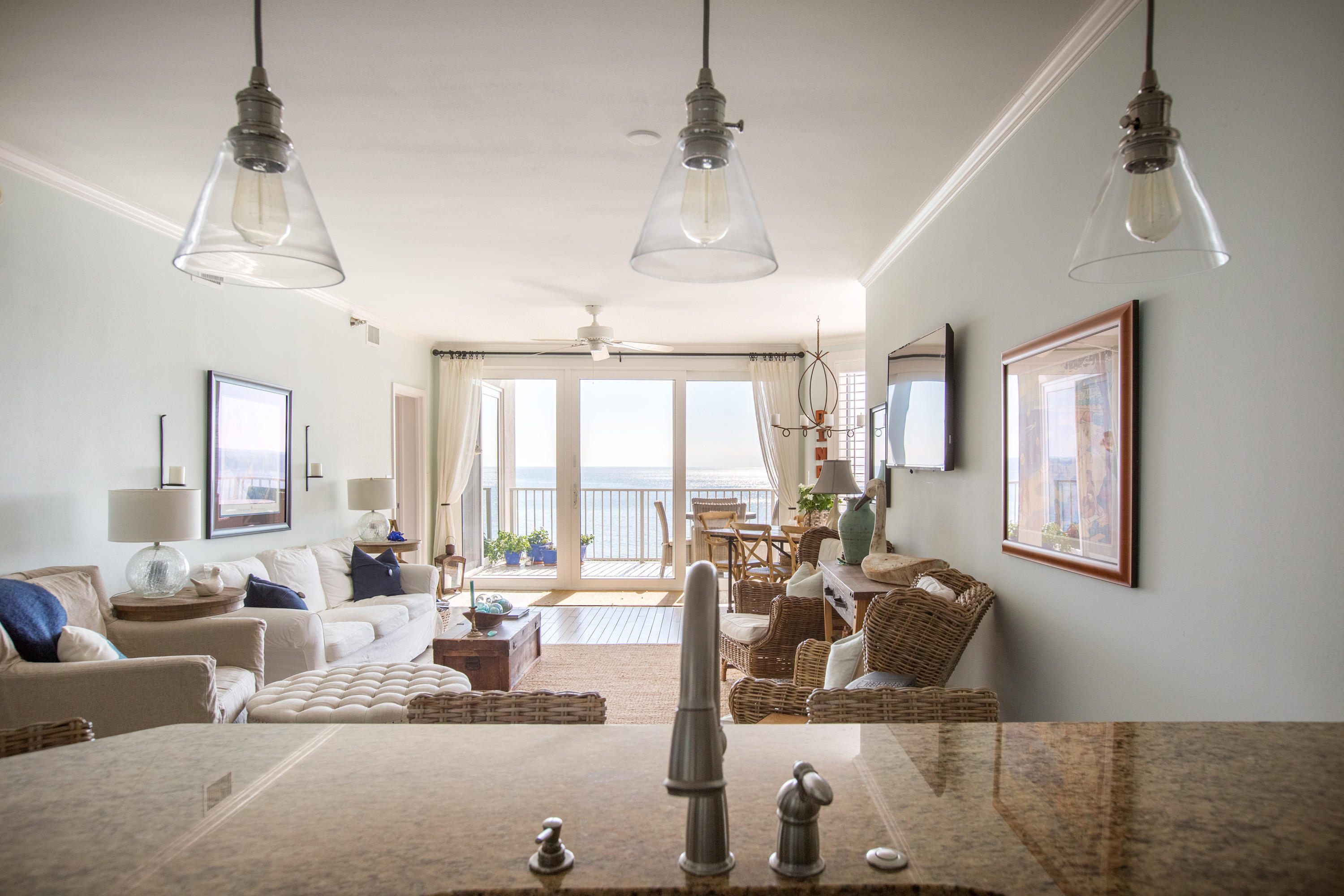 TRANQUILLITY ON THE BEACH - Residential