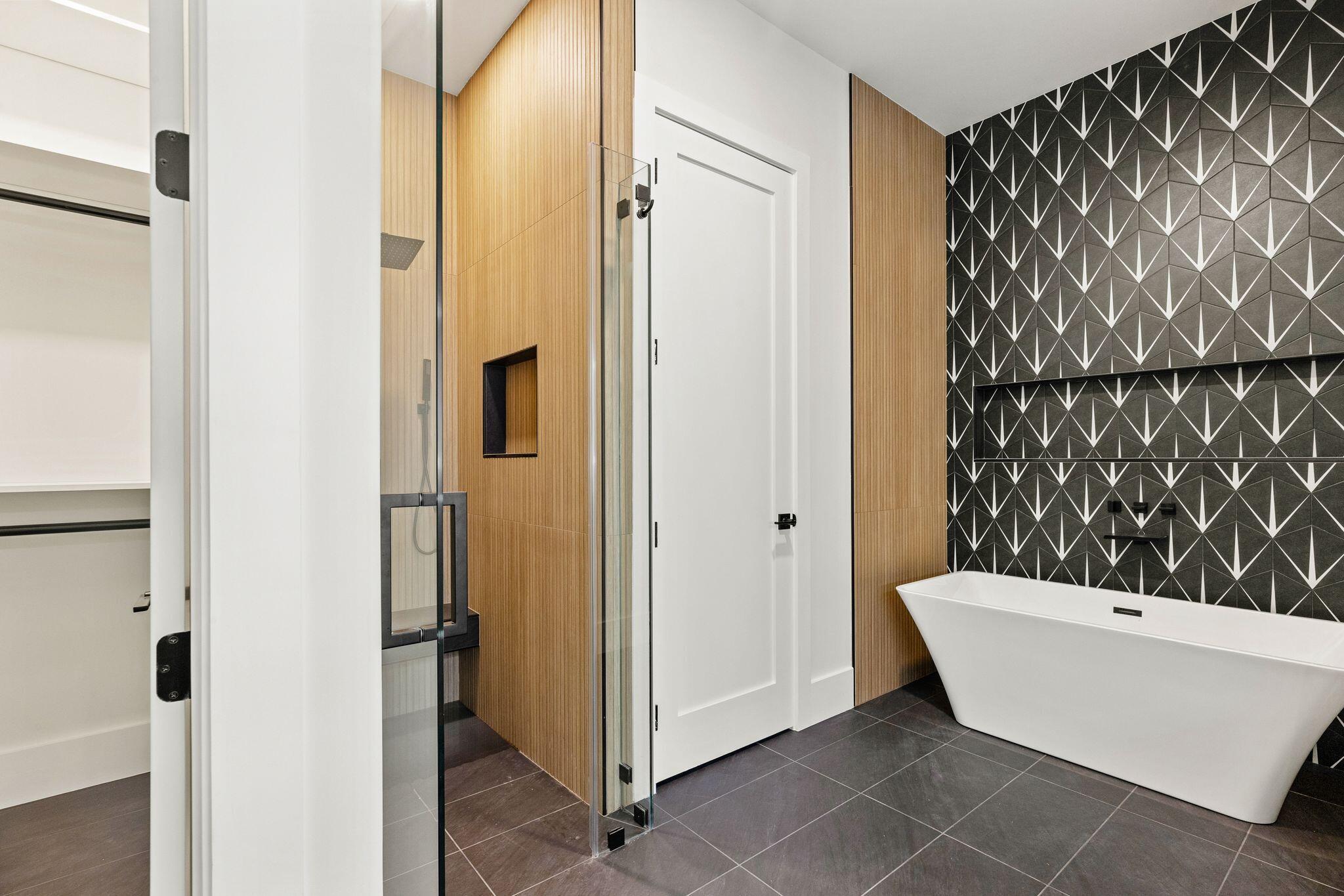 MAGNOLIA BEACH - Residential