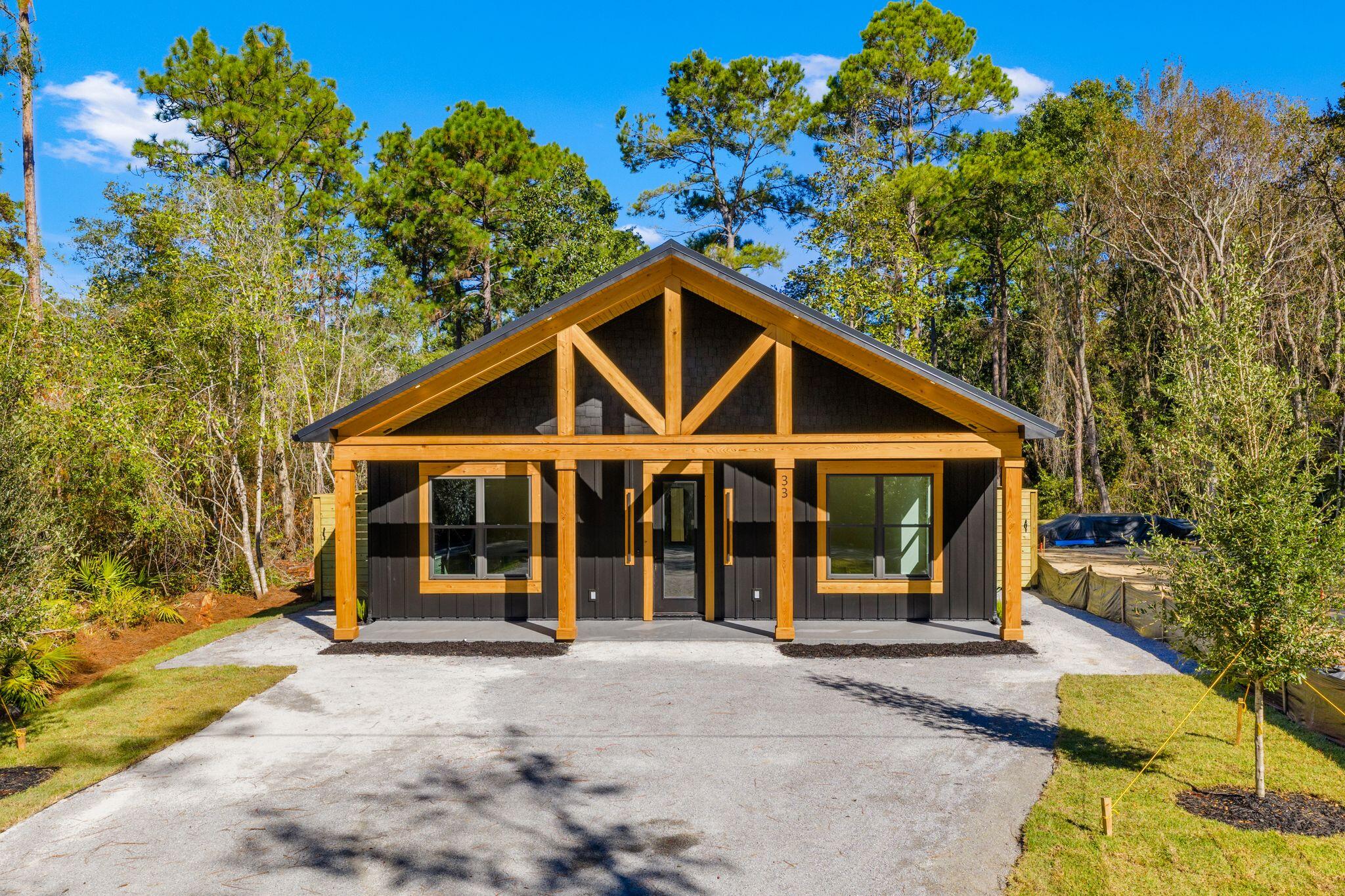 MAGNOLIA BEACH - Residential