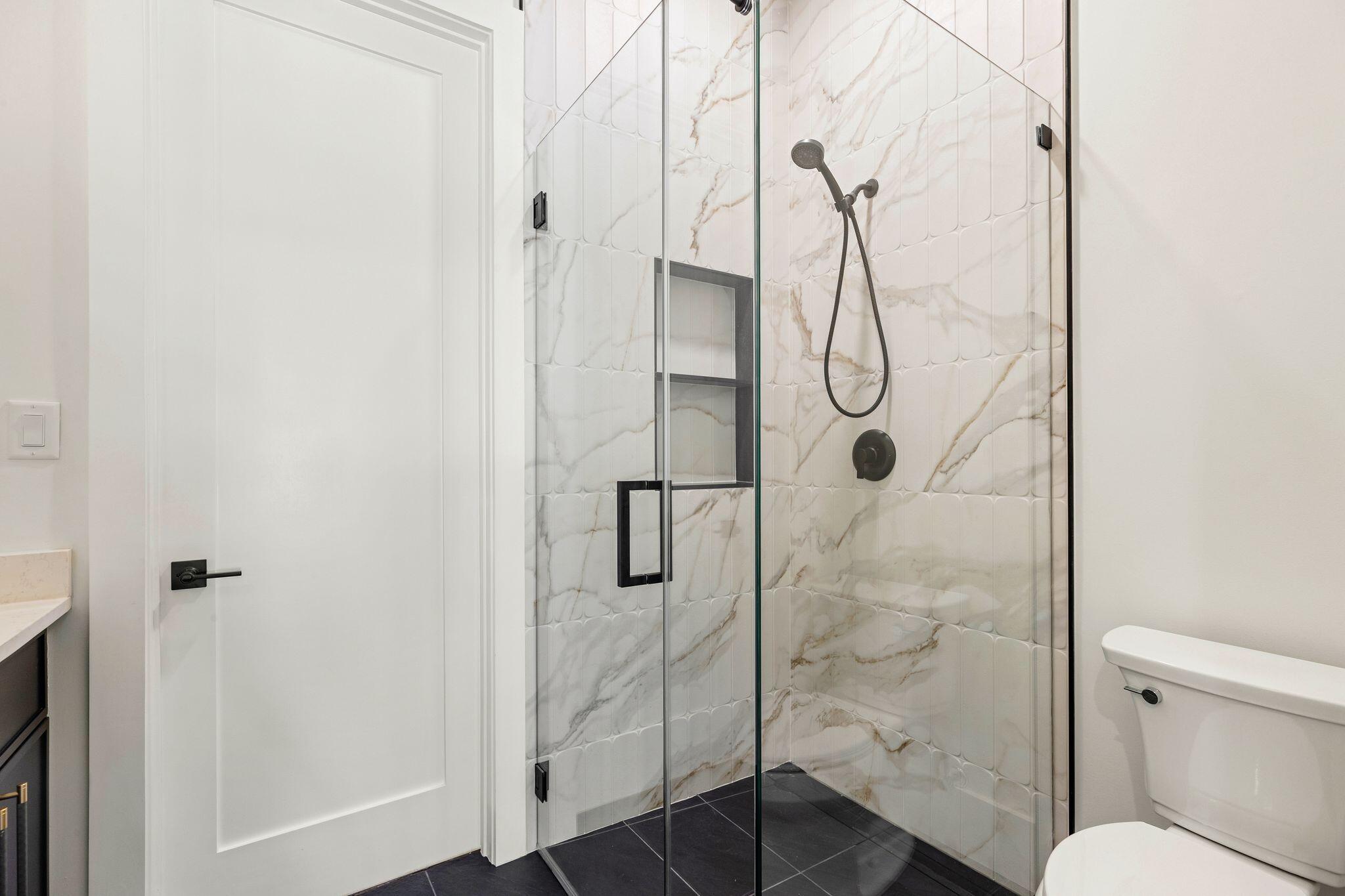 MAGNOLIA BEACH - Residential