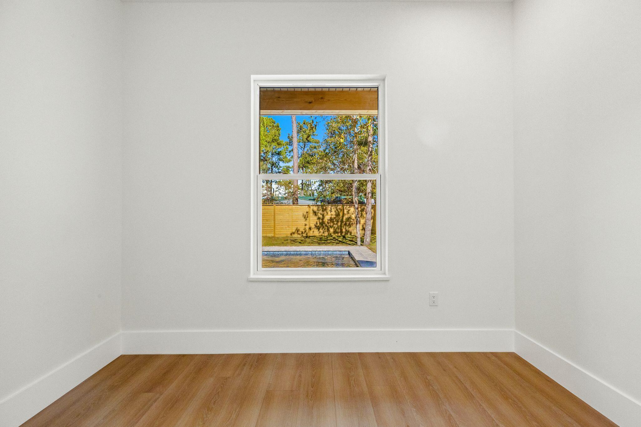 MAGNOLIA BEACH - Residential