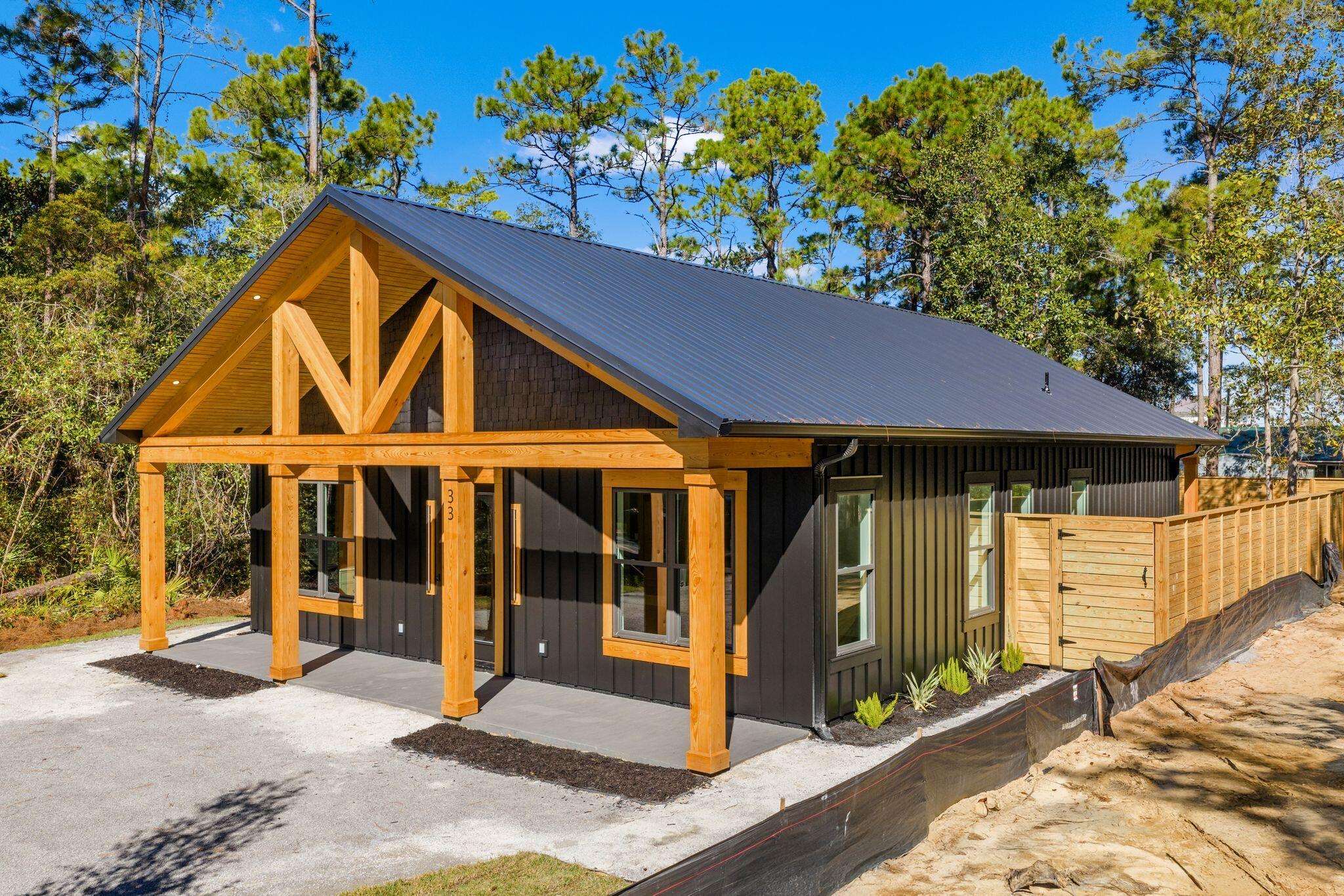 MAGNOLIA BEACH - Residential