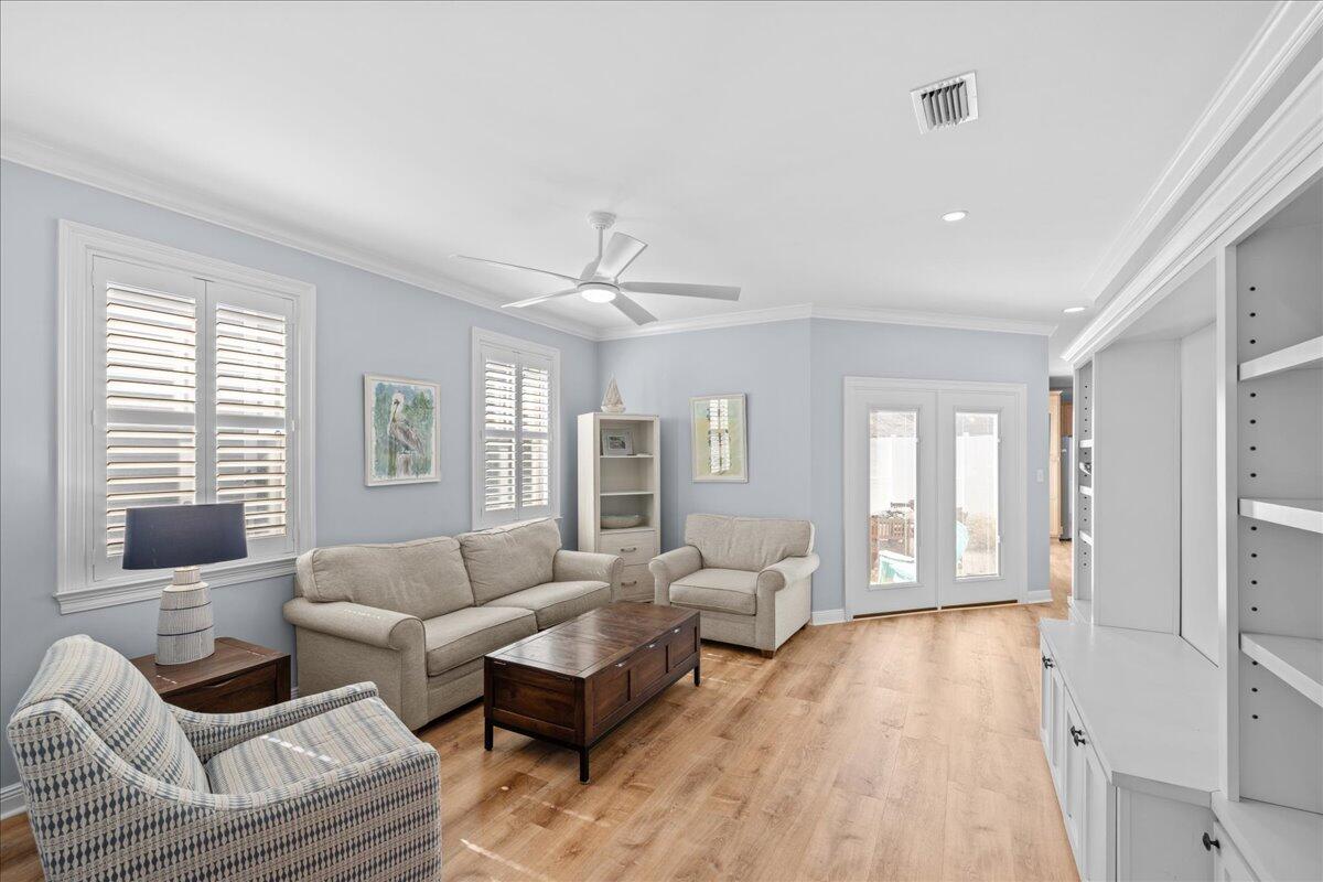 SOVEREIGN ISLE S/D - Residential