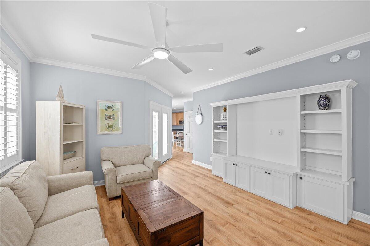 SOVEREIGN ISLE S/D - Residential