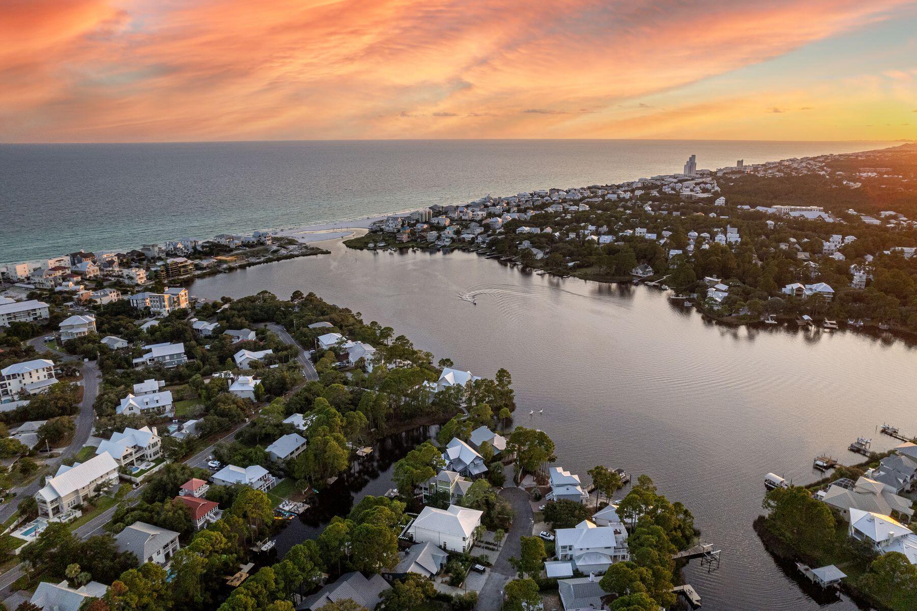 LAKEWOOD OF SEAGROVE BEACH - Residential