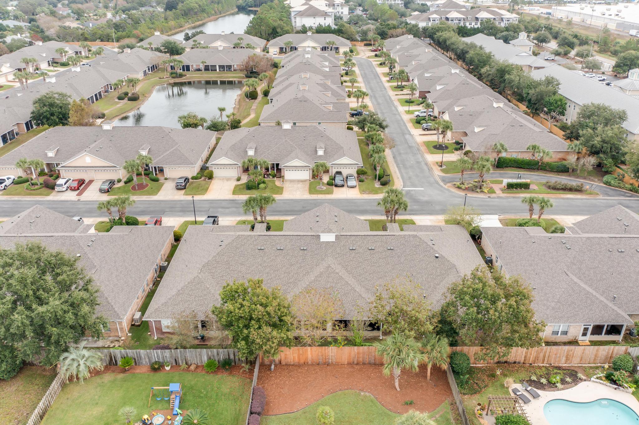 DIAMOND LAKES - Residential