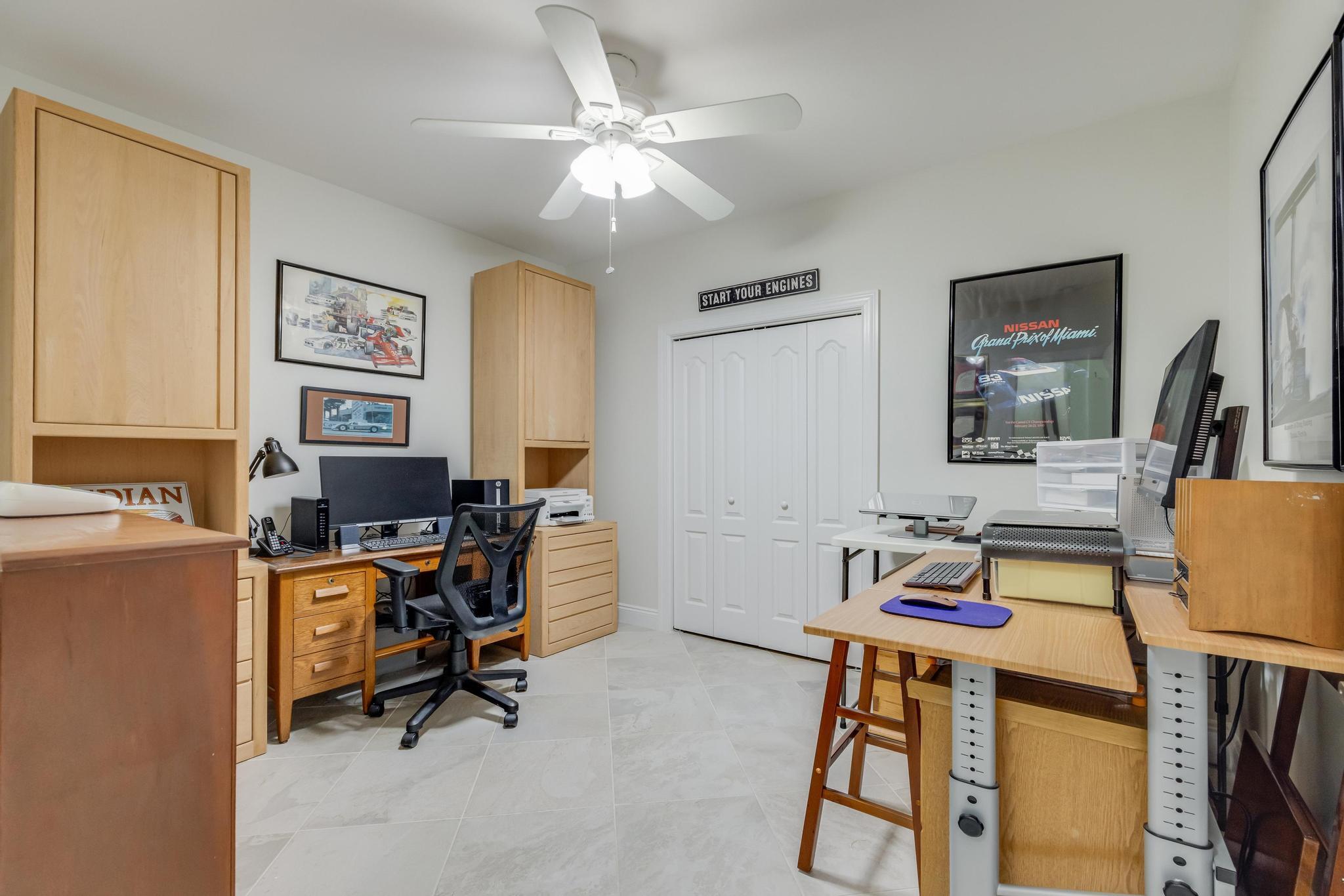 DIAMOND LAKES - Residential