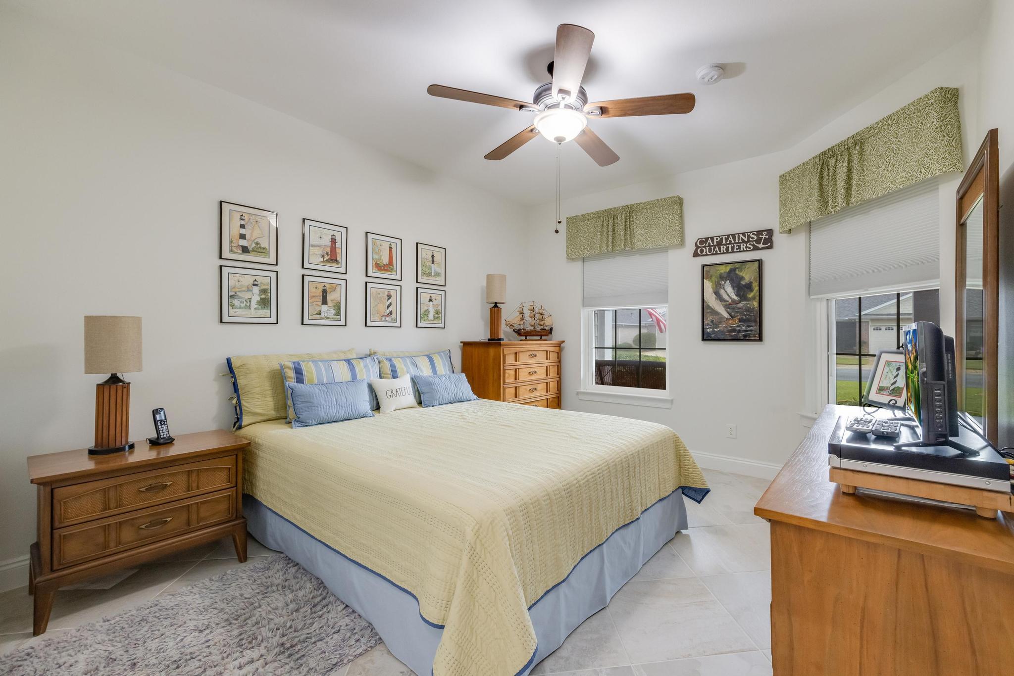 DIAMOND LAKES - Residential