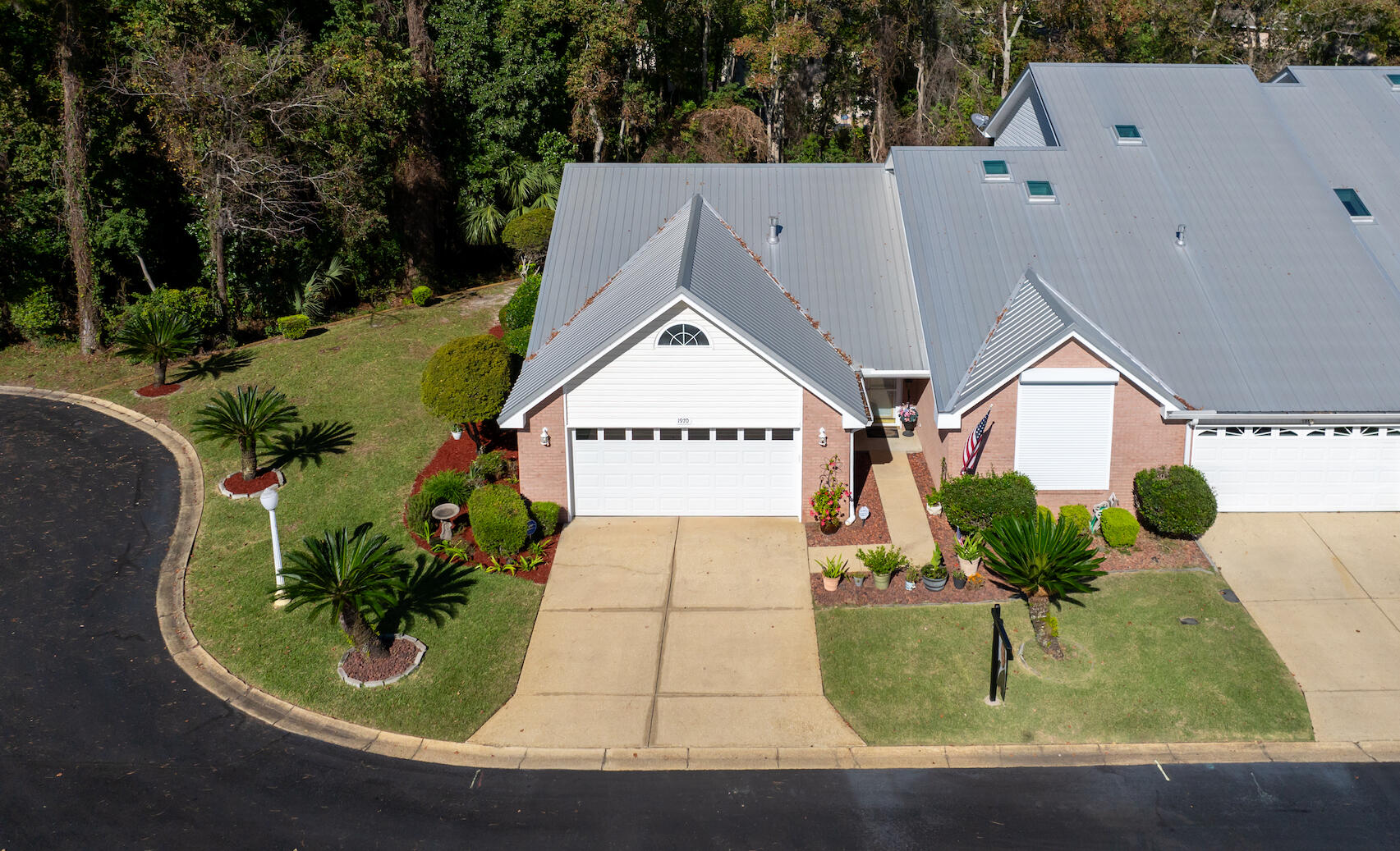 NORTH RIDGE GARDENS - Residential