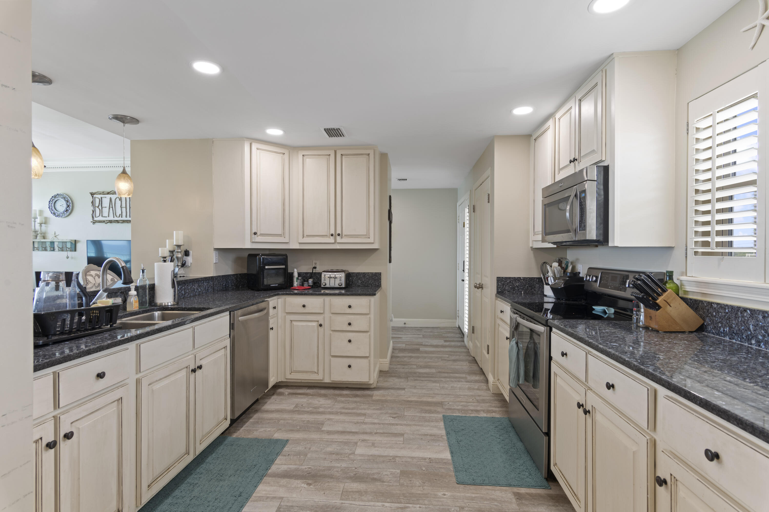 Compass Rose - Residential