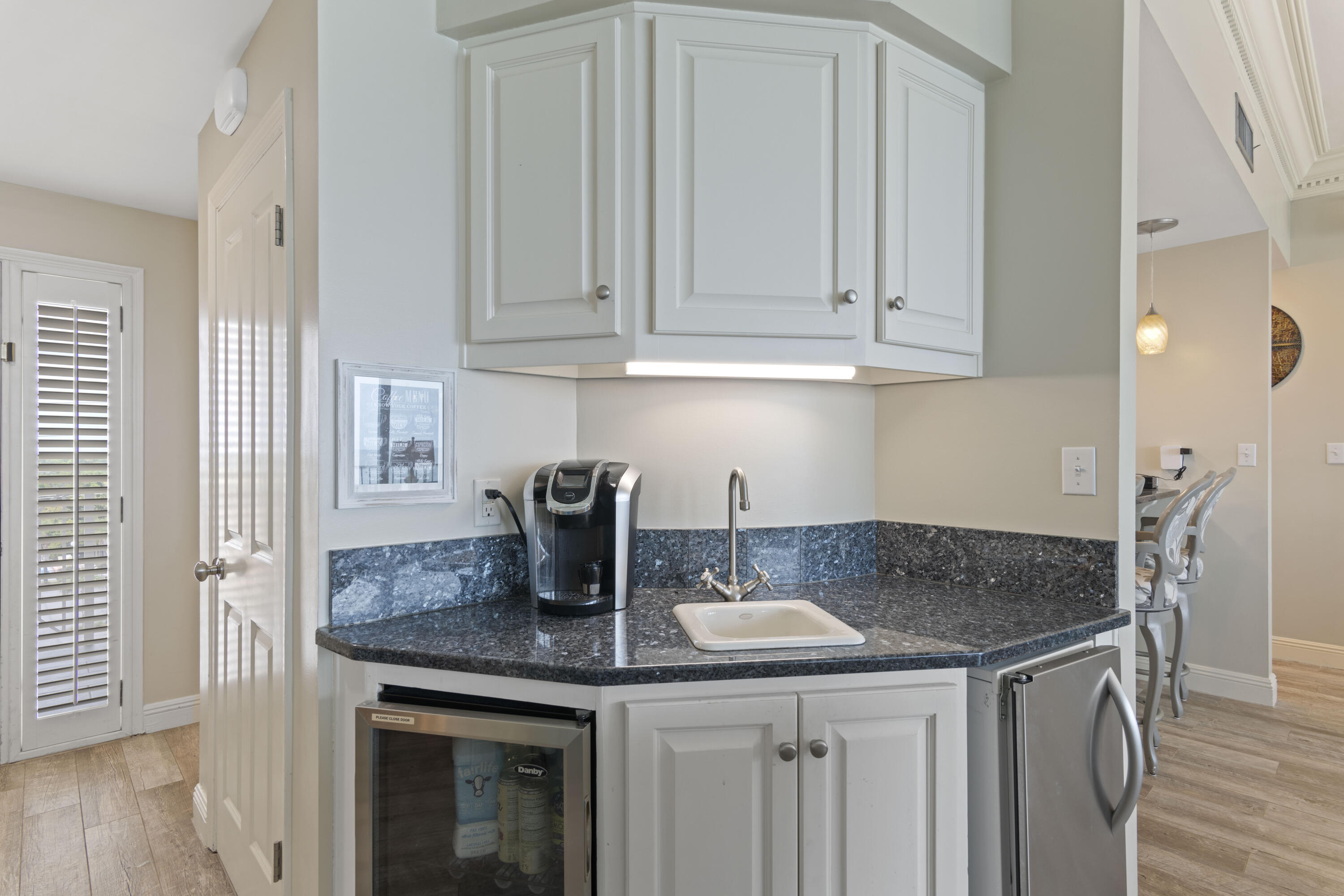 Compass Rose - Residential