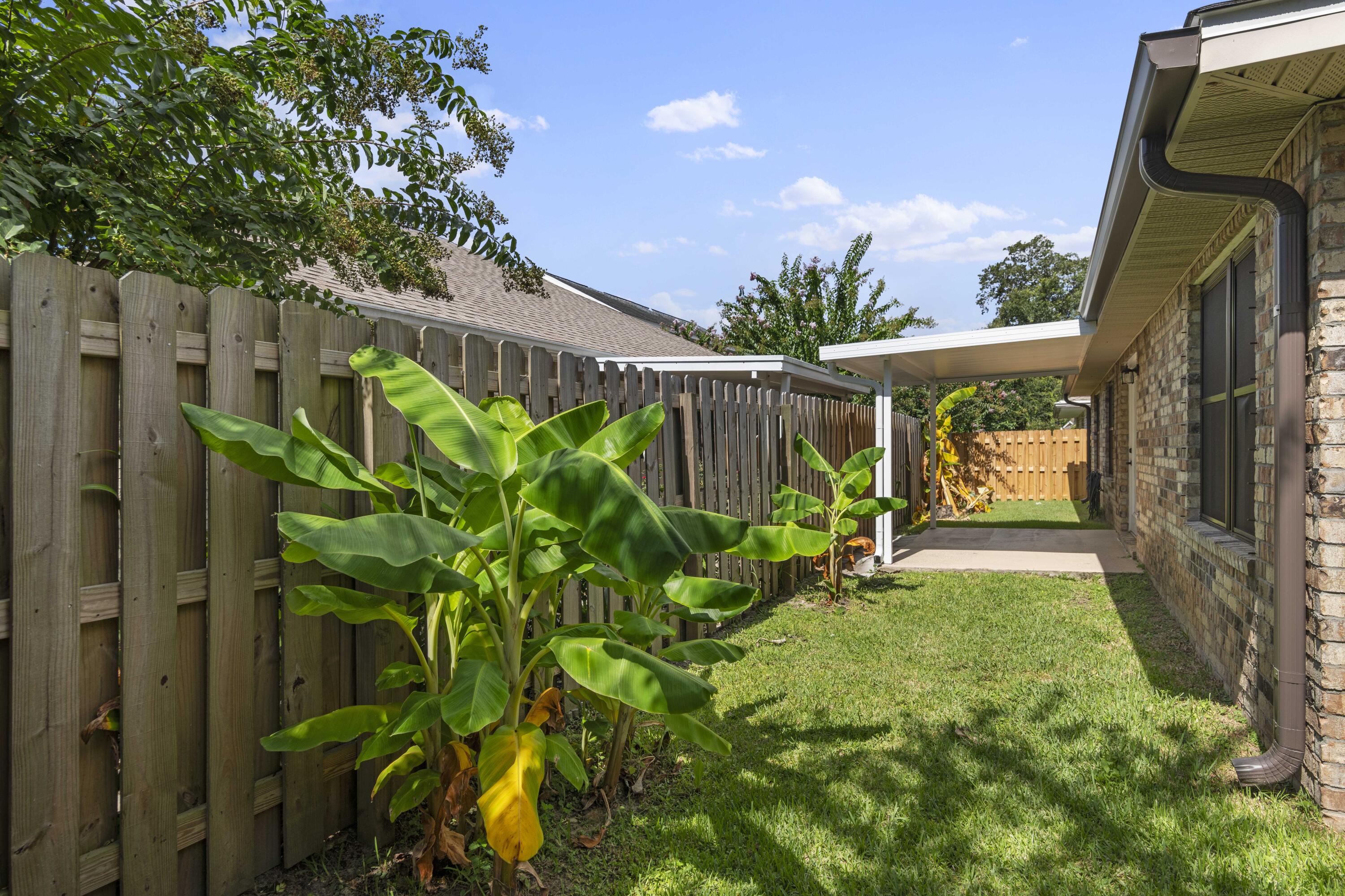 NORTH RIDGE CREEK S/D 1ST ADDN - Residential