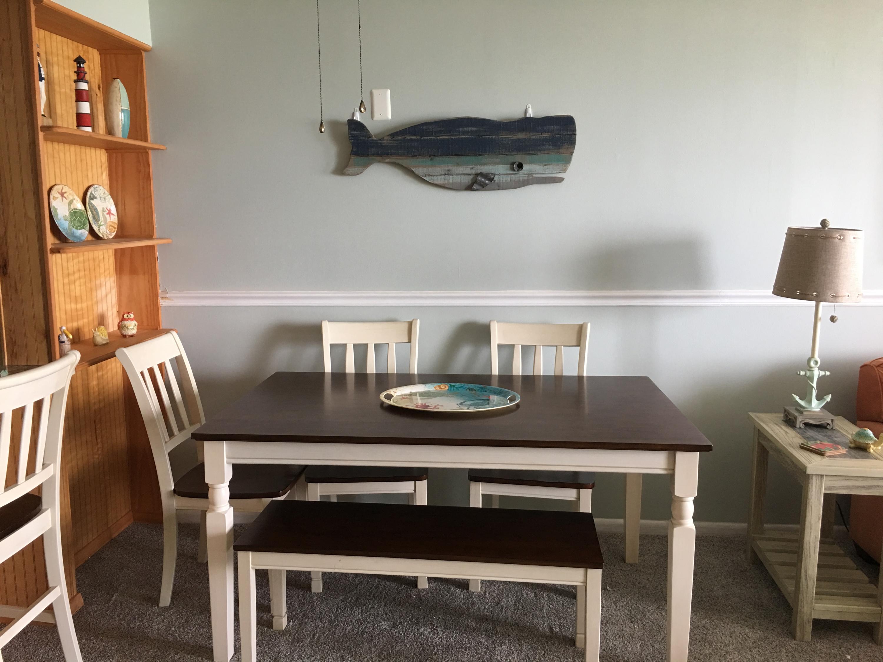 HOLIDAY SURF & RACQUET CLUB - Residential