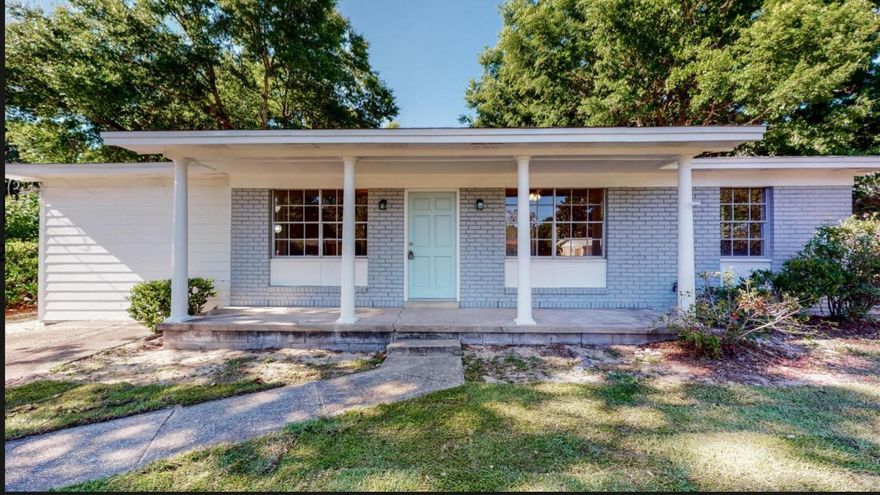 Recently Renovated home situated on the East side of Hurlburt Field AFB. This home has 3 bedroom and 1 bath and has an oversized bonus room that is perfect for an additional bedroom or living space! This home is also situated on almost a quarter acre! You have plenty of room to play, expand, or add a pool! This home does have copper wiring and also a new roof! Do not miss your chance to see this gem!** Pictures are from a previous posting. Please understand that there may be slight differences in the property.