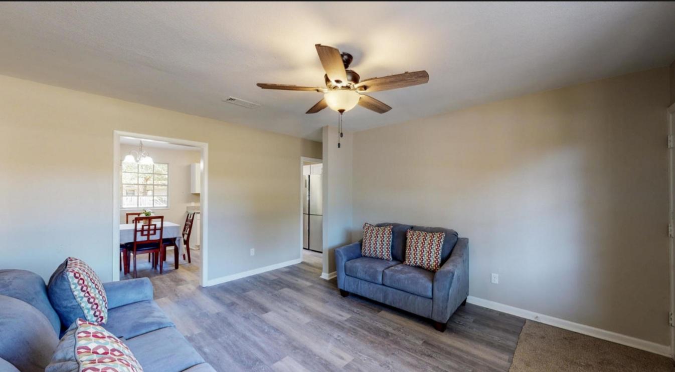 MARY ESTHER HEIGHTS - Residential