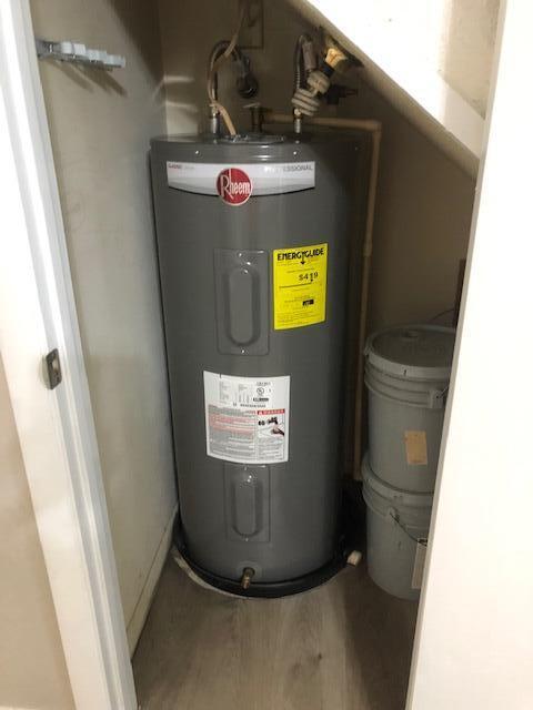 SHANGRA WOODS - Residential